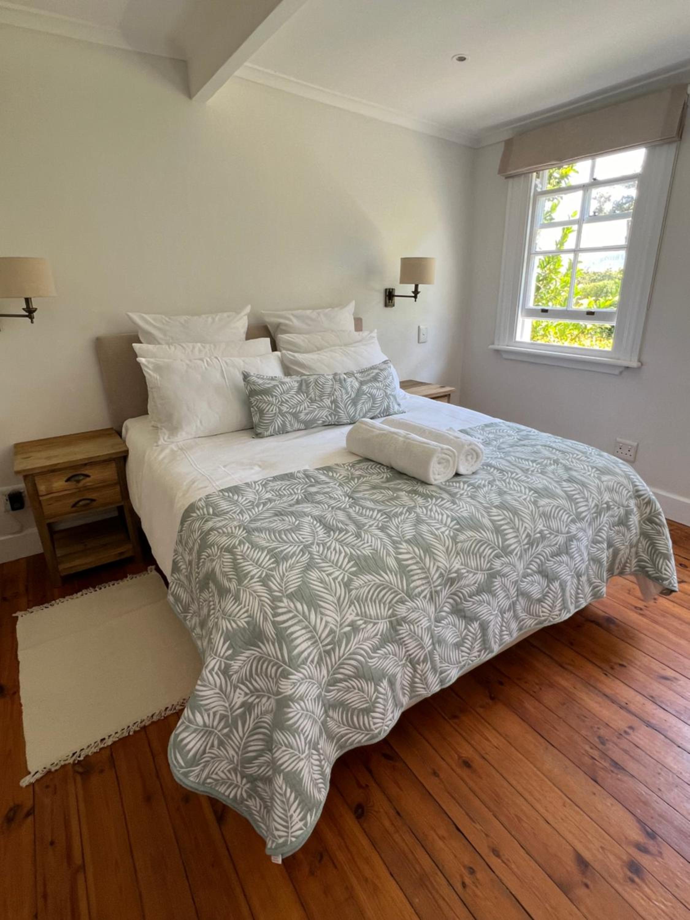 Cute one bedroom garden cottage - Wonderful views, Vineyard access, tranquil garden