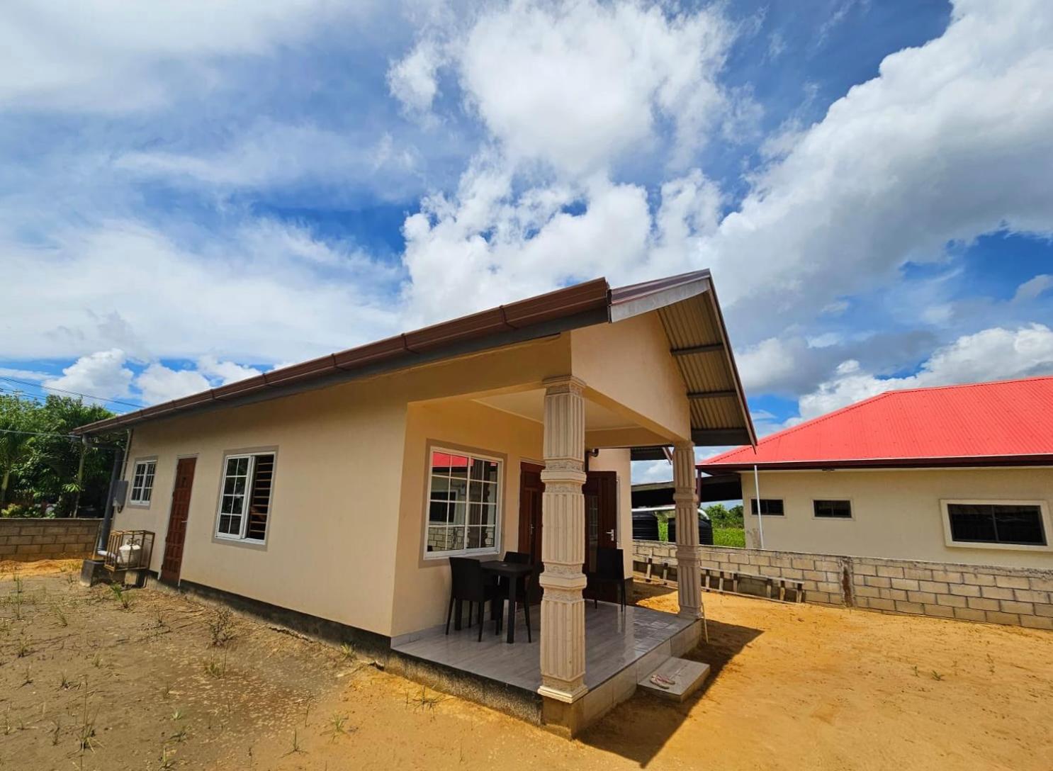 Kapowlito Real Estate Casa Koningspalmstraat view 2
