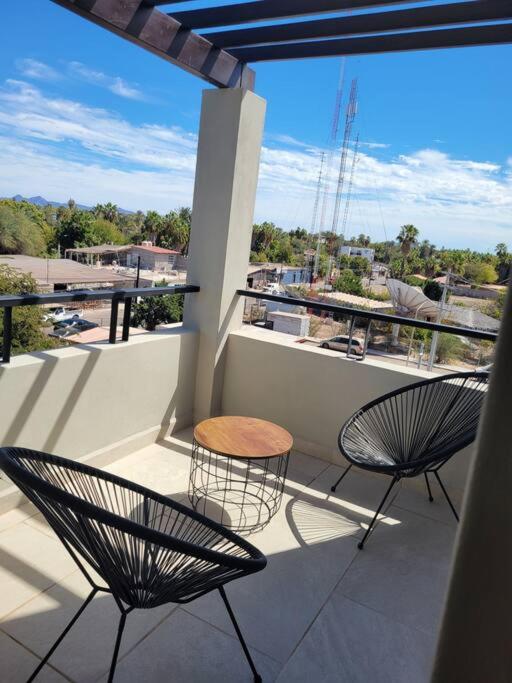 Hotel confortable, amplio departamento - Image 1