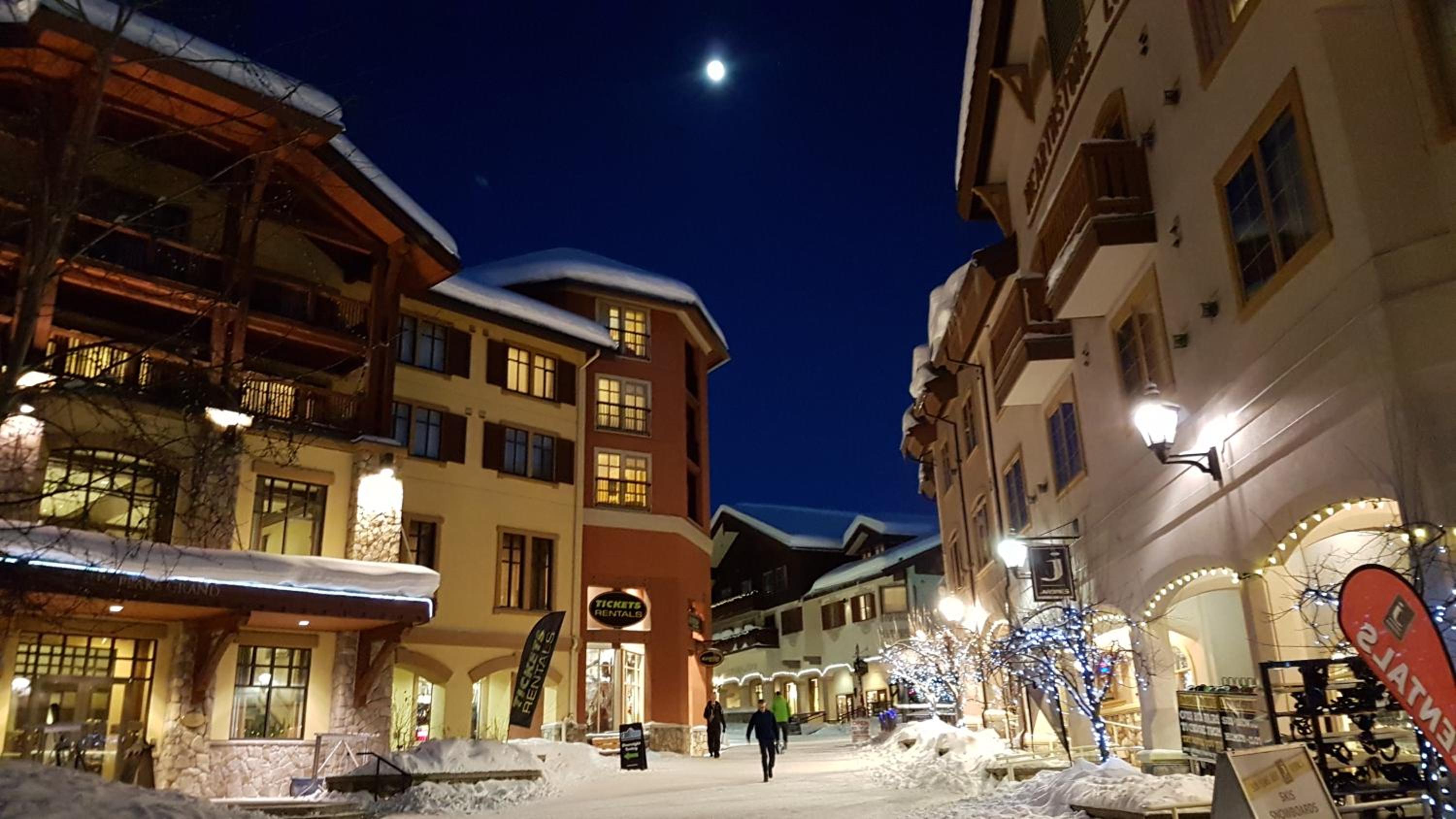 Morrisey Chalet at Sun Peaks