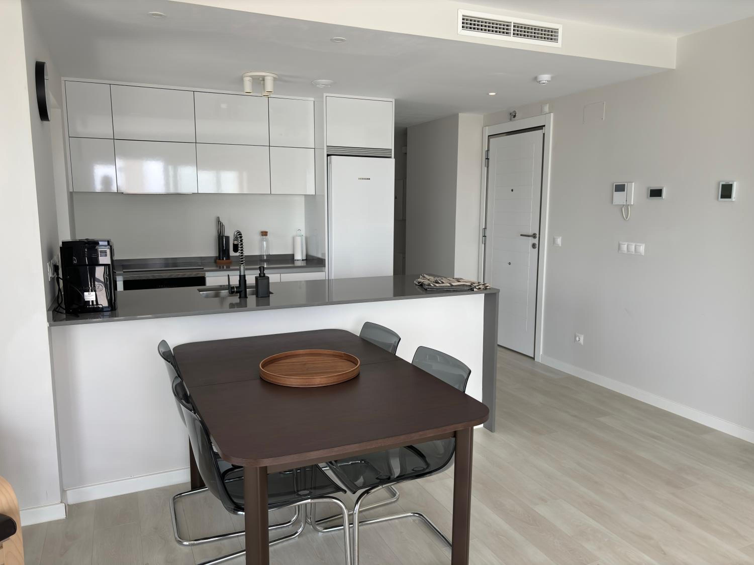 New penthouse with sunny beach view