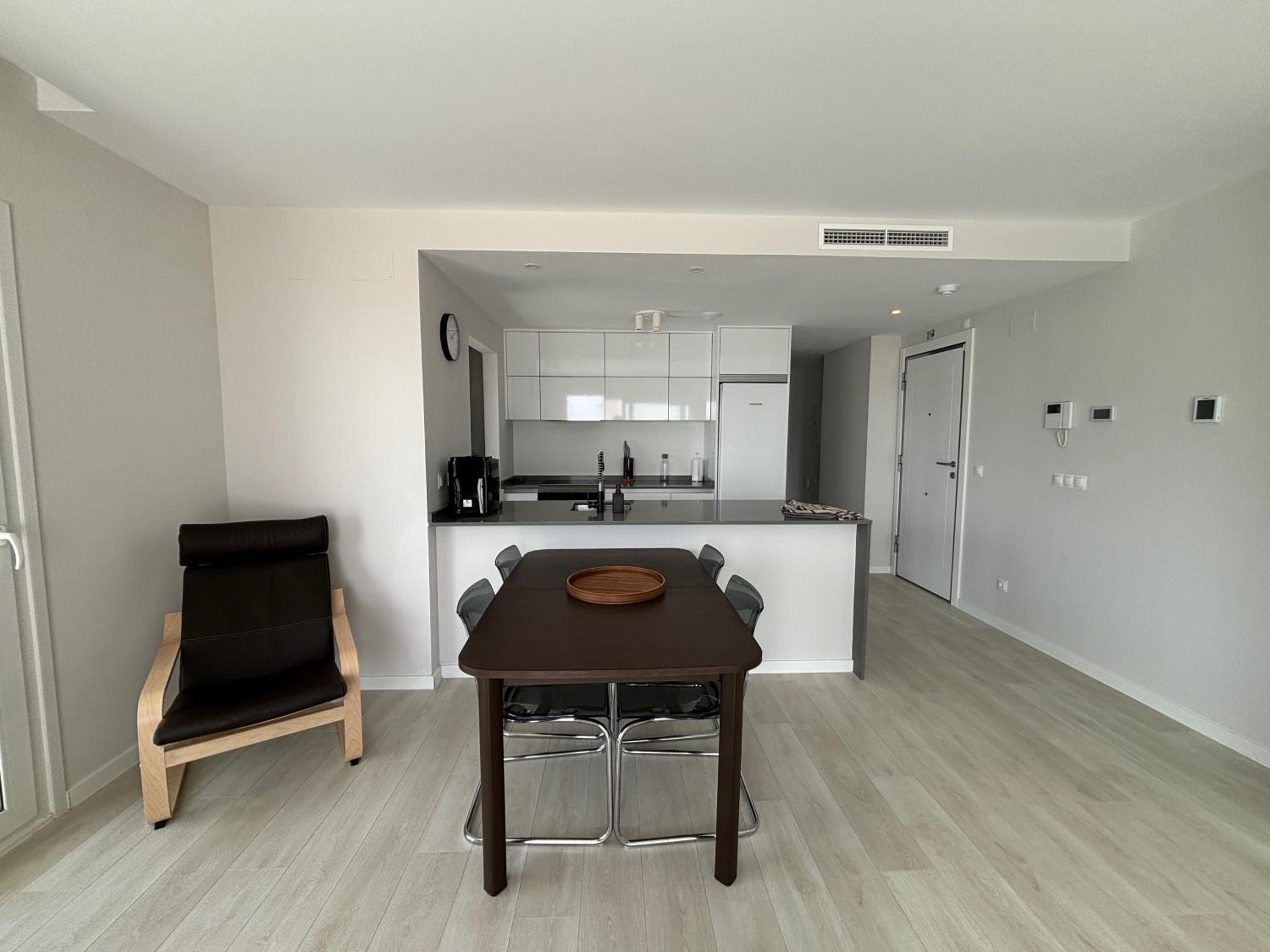 New penthouse with sunny beach view