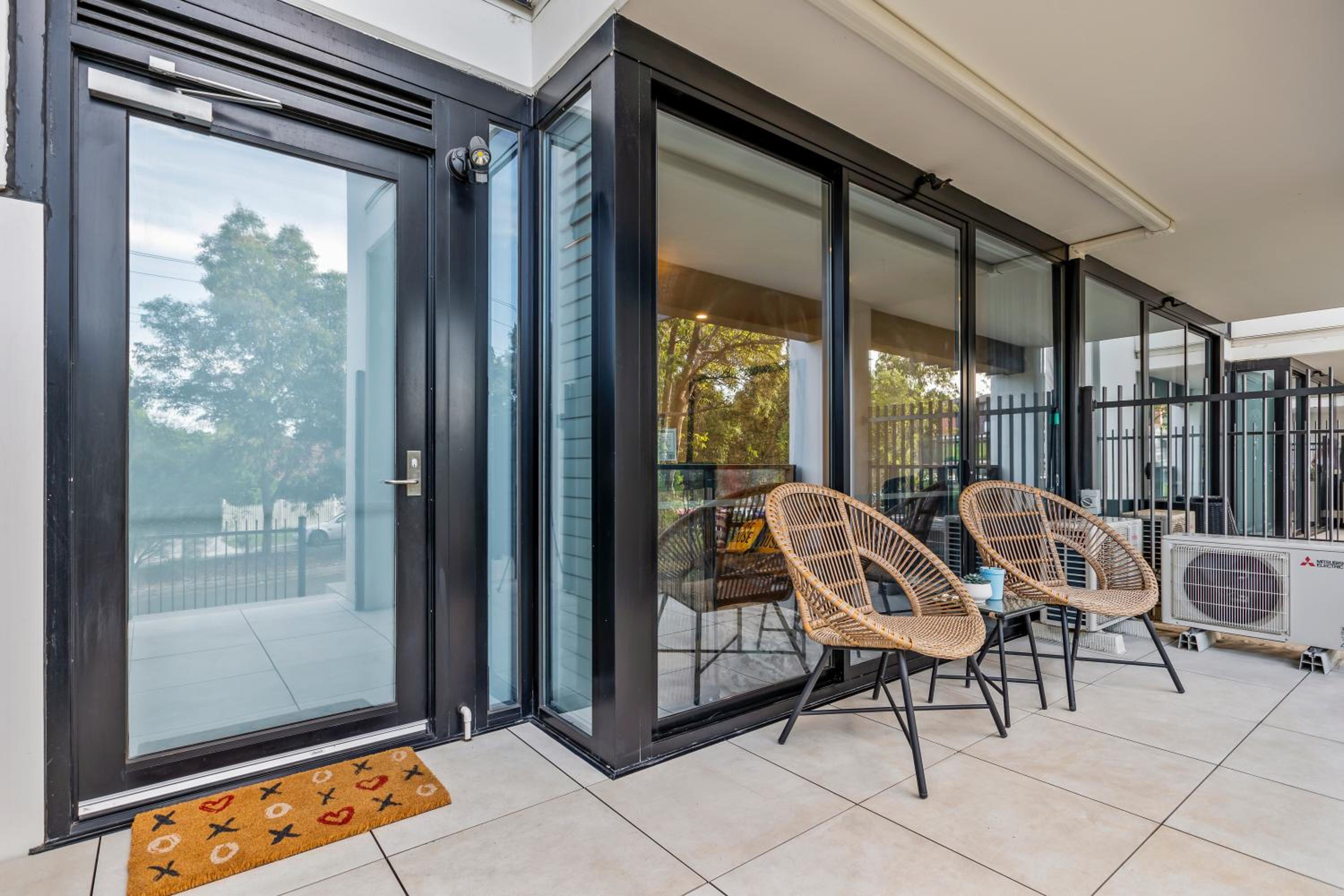 StayAU Modern 2BR Townhouse w/ pool