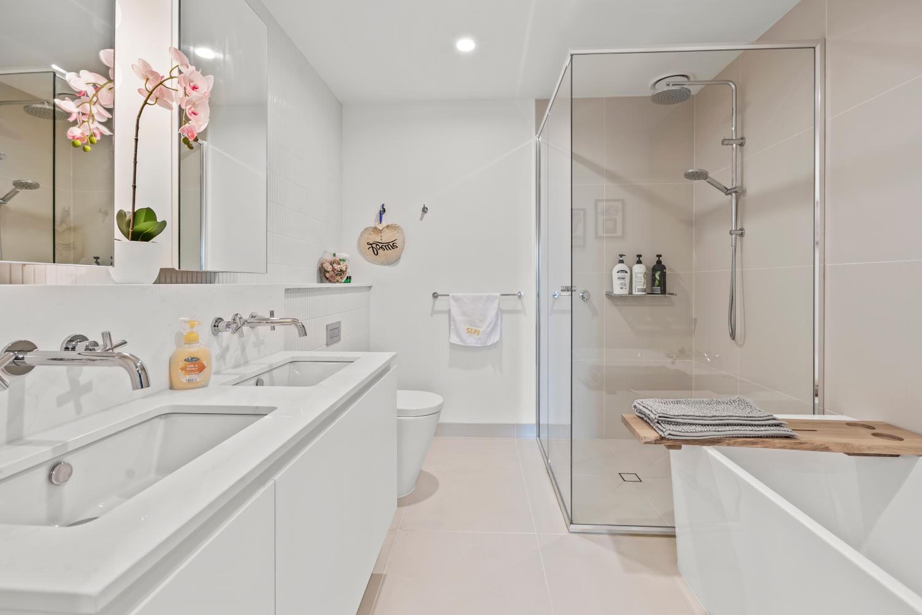 StayAU Modern 2BR Townhouse w/ pool