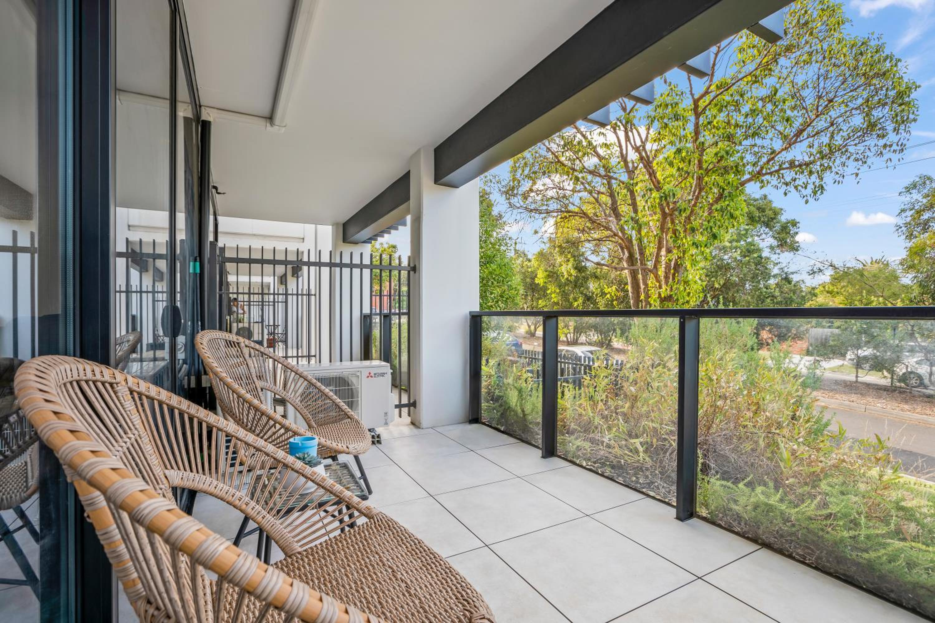 StayAU Modern 2BR Townhouse w/ pool