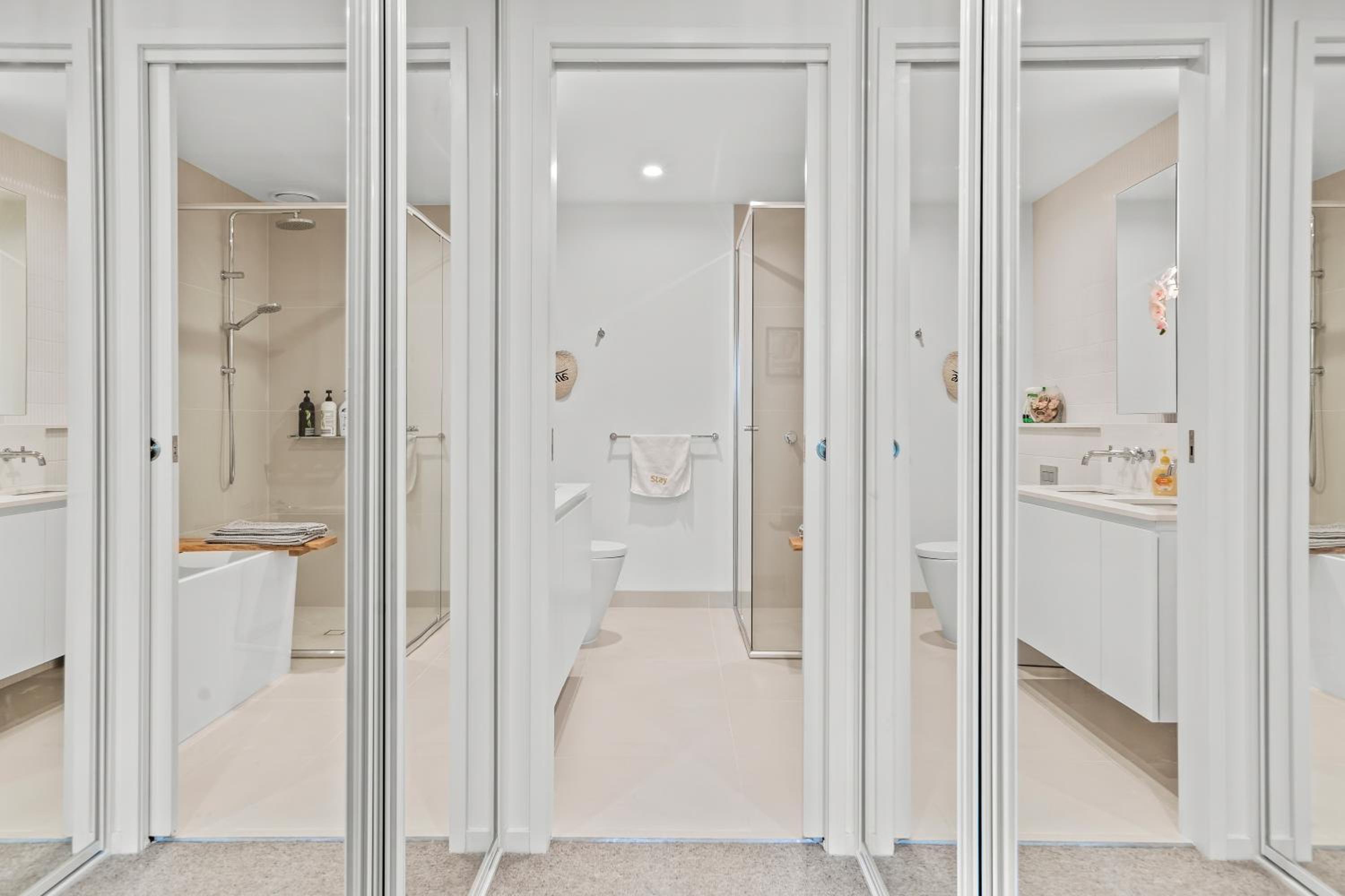 StayAU Modern 2BR Townhouse w/ pool