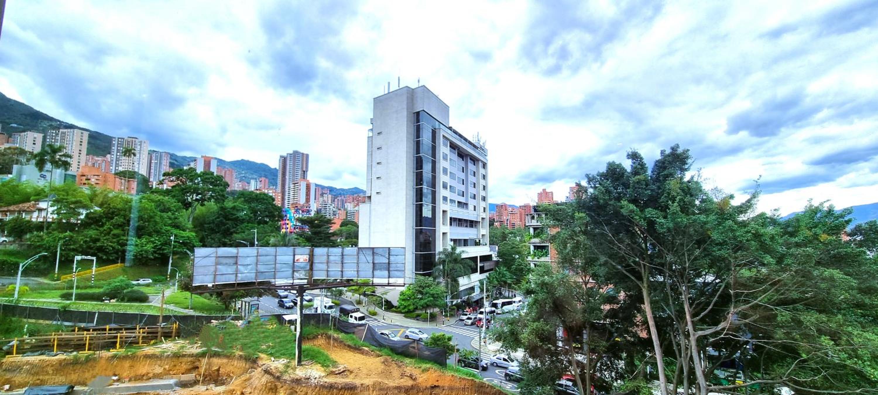 Centric El Poblado Apartment in Provenza