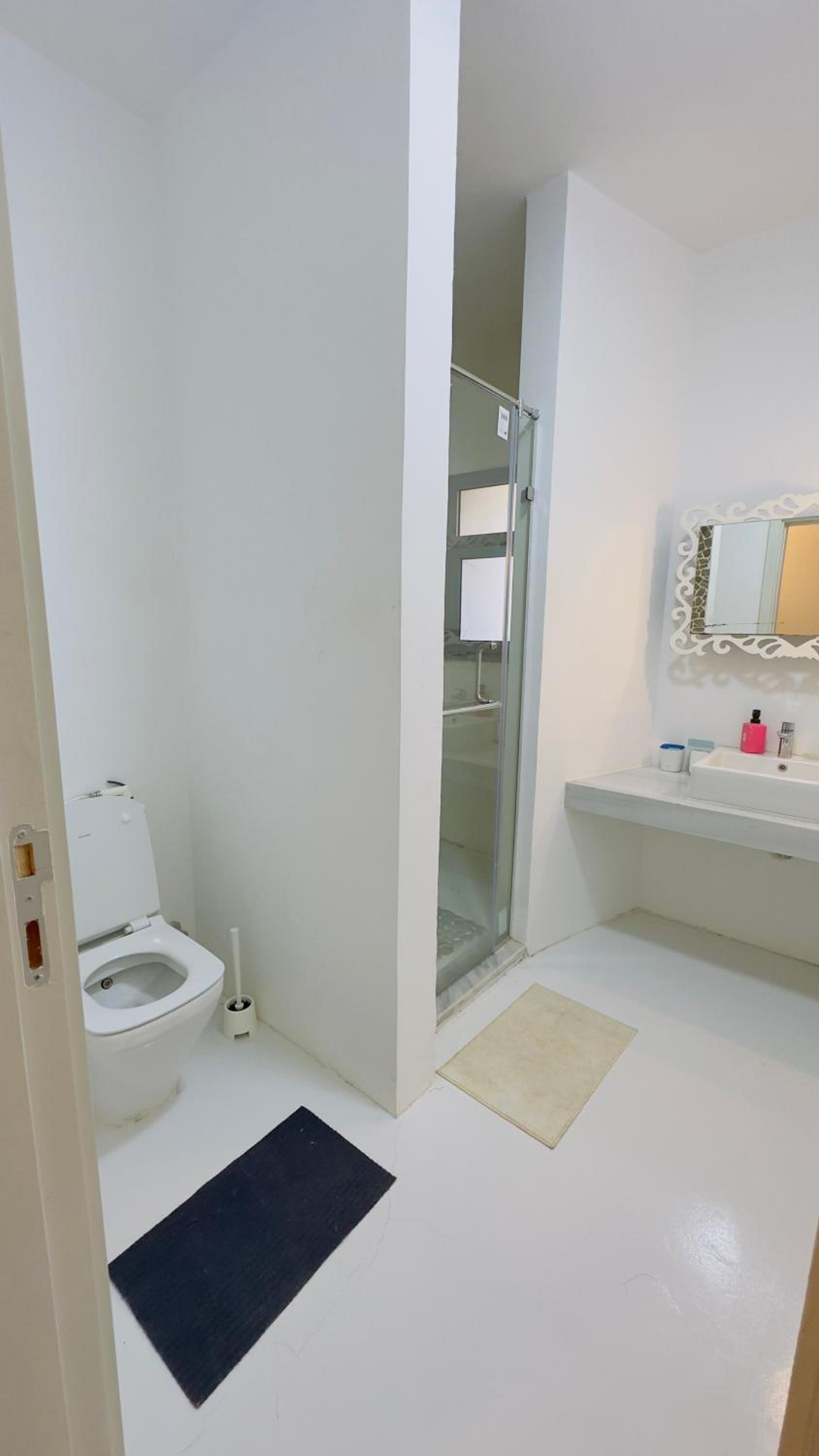 Luxury 3 bedroom in swan lake view 2