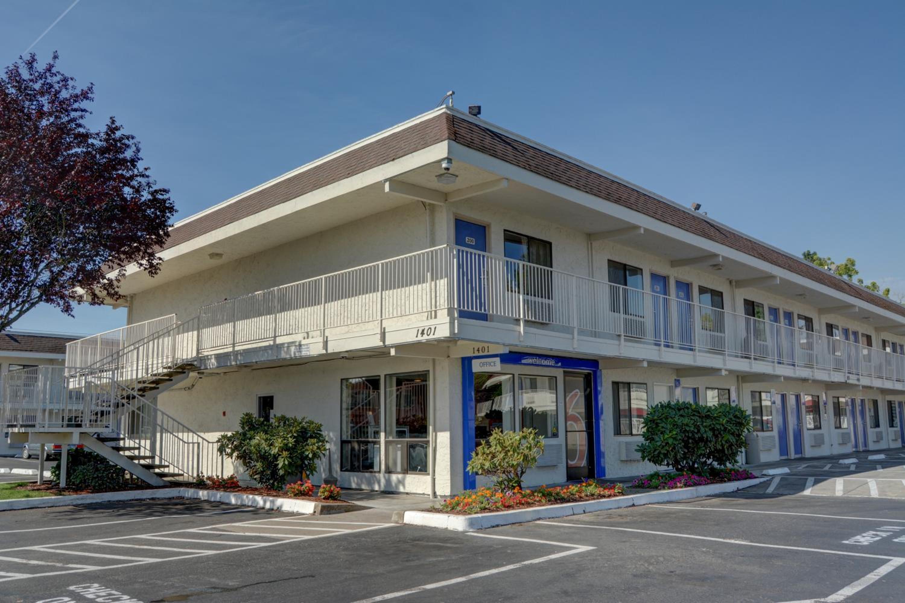 Motel 6-Salem, OR