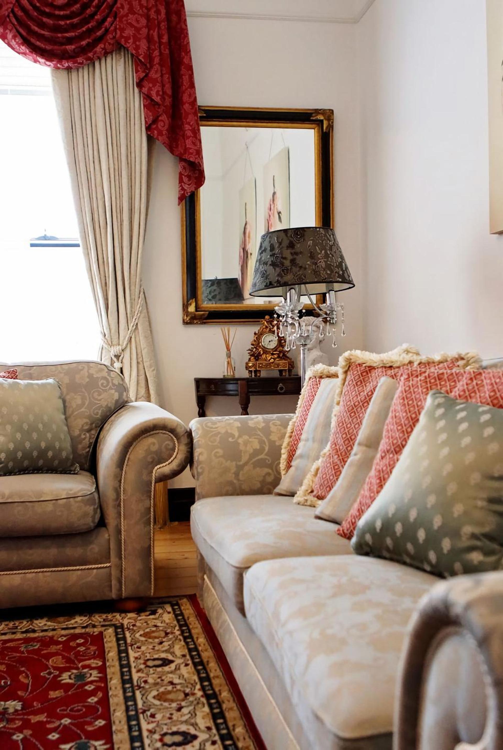 Borough Country House