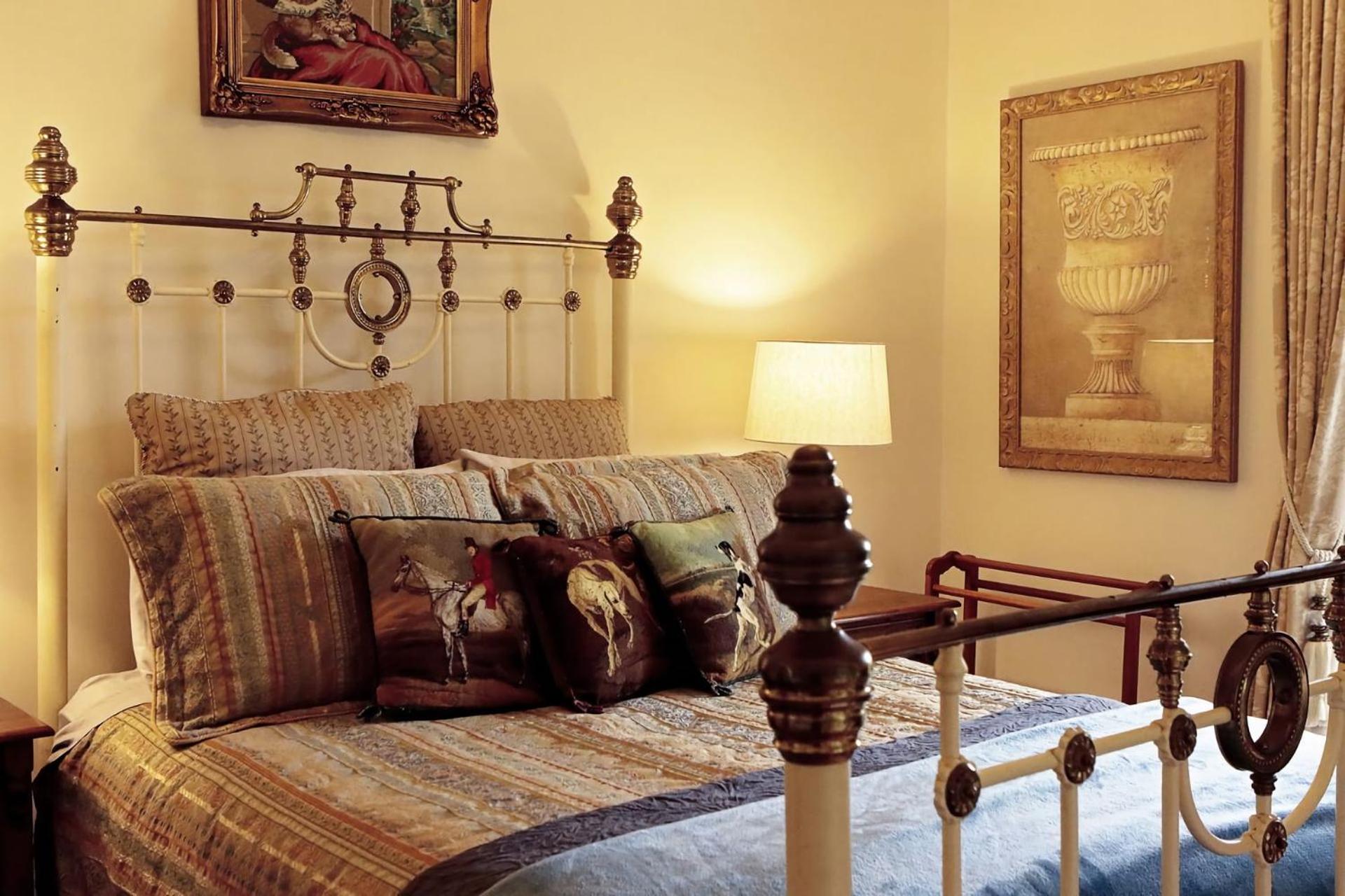 Borough Country House