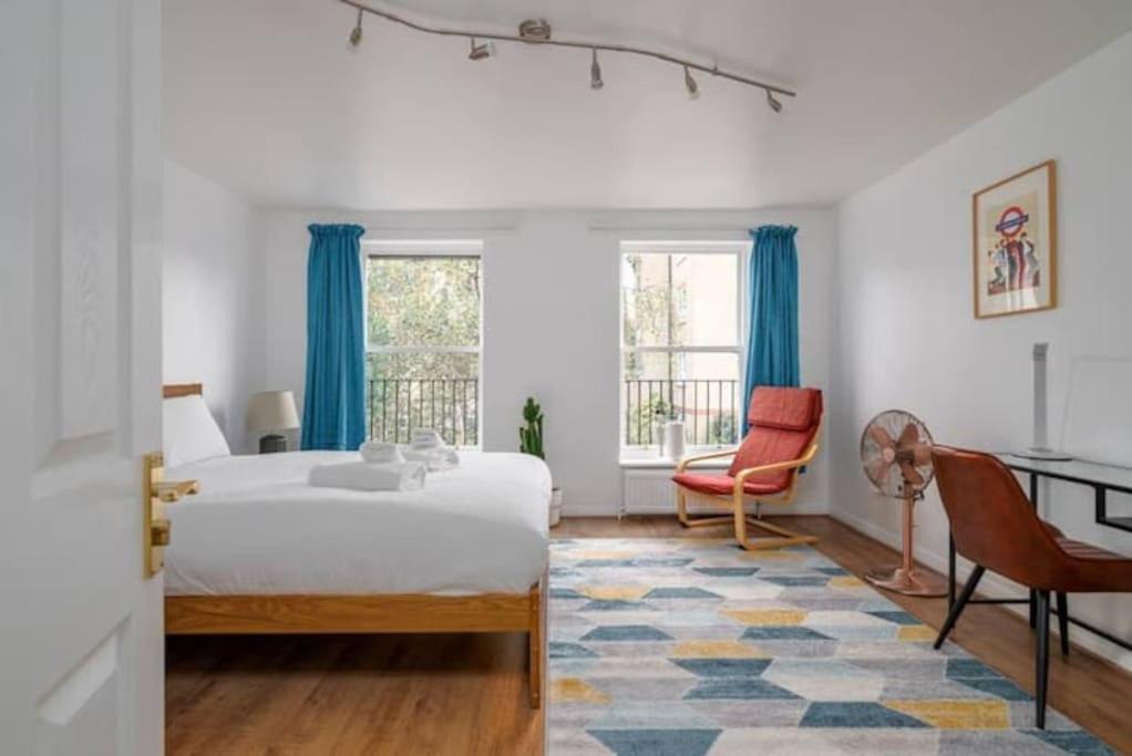 Kings Cross 4BR House - Garden & Free Parking