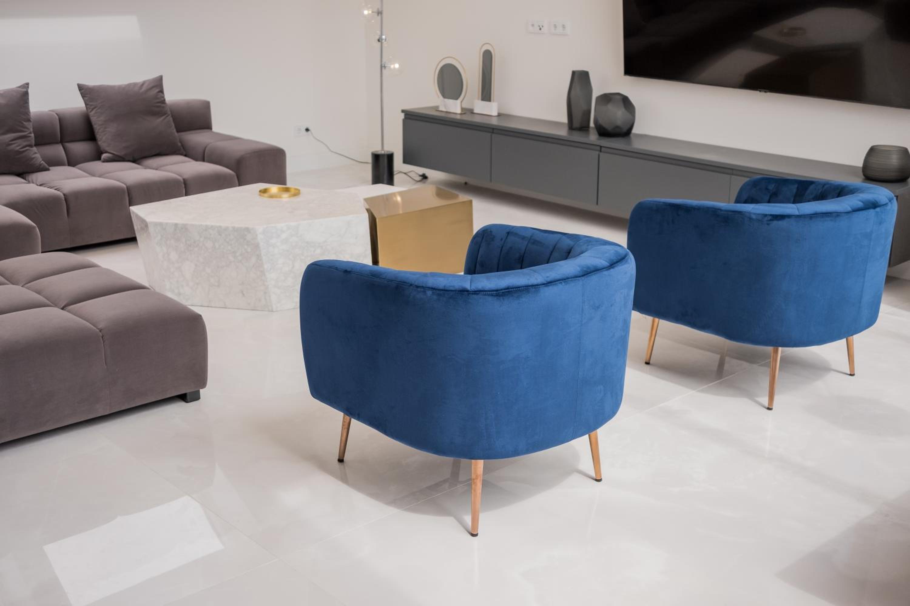 Spacious Apartments In Mitte- Feel The Citycenter