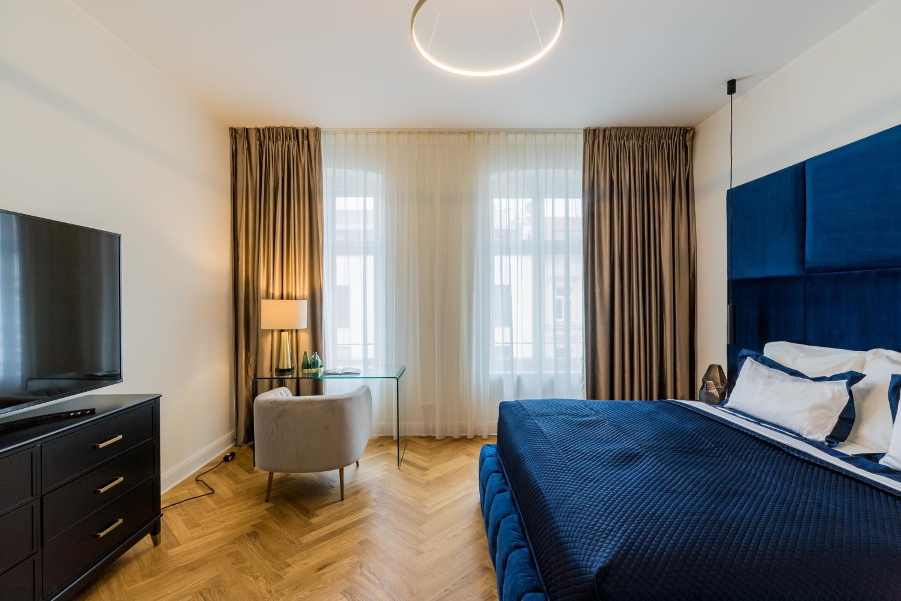 Spacious Apartments In Mitte- Feel The Citycenter