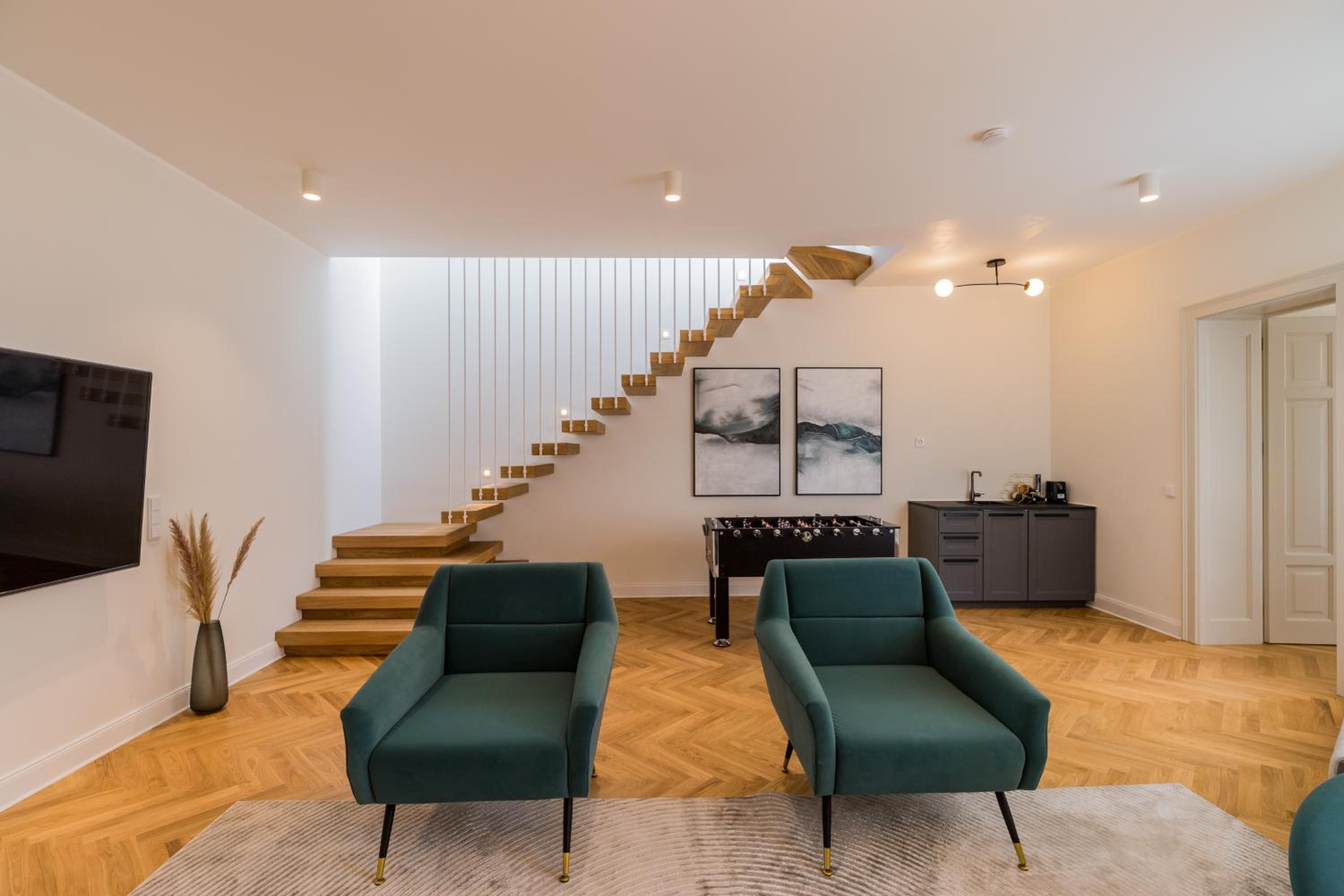 Spacious Apartments In Mitte- Feel The Citycenter