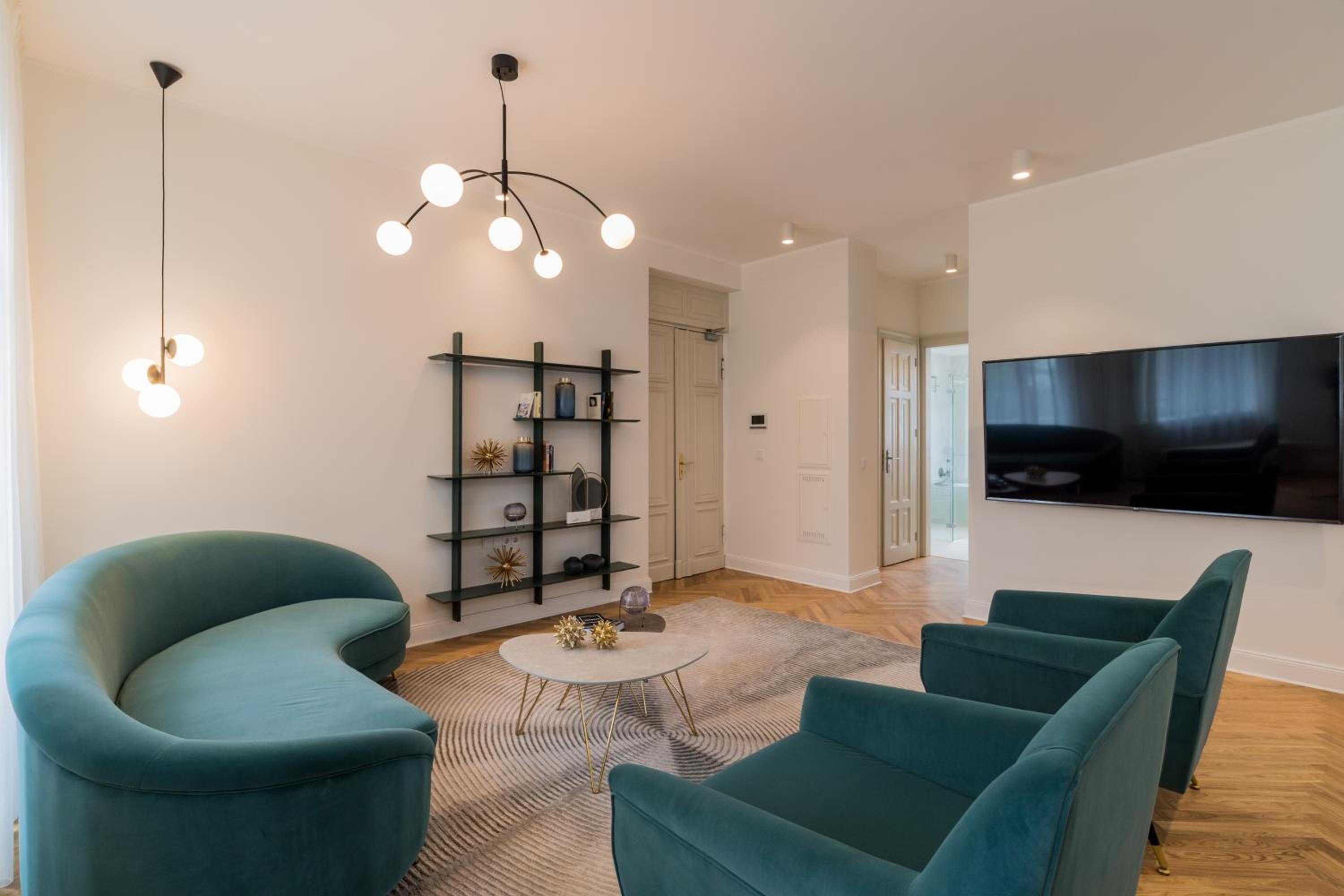 Spacious Apartments In Mitte- Feel The Citycenter