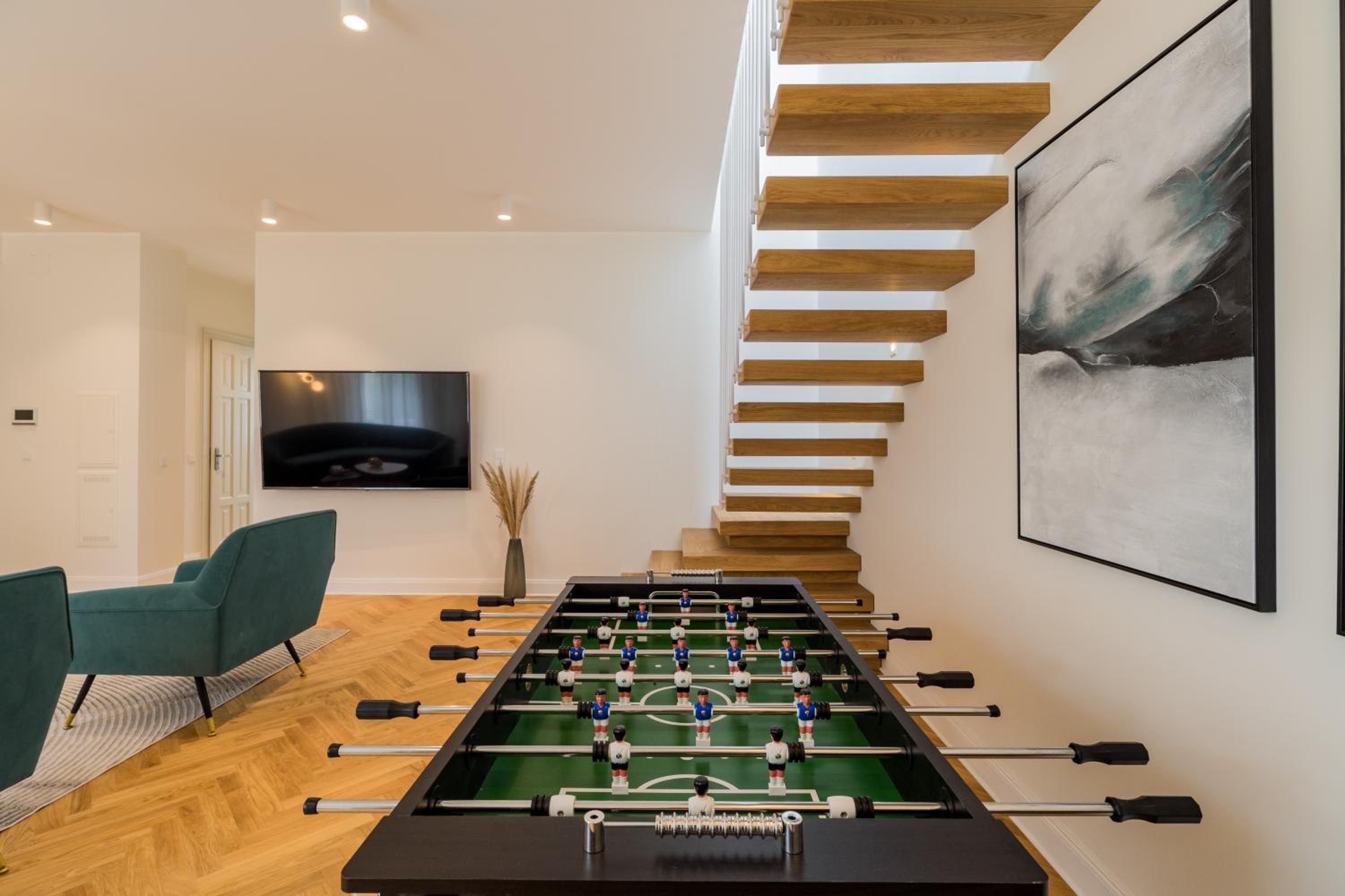 Spacious Apartments In Mitte- Feel The Citycenter