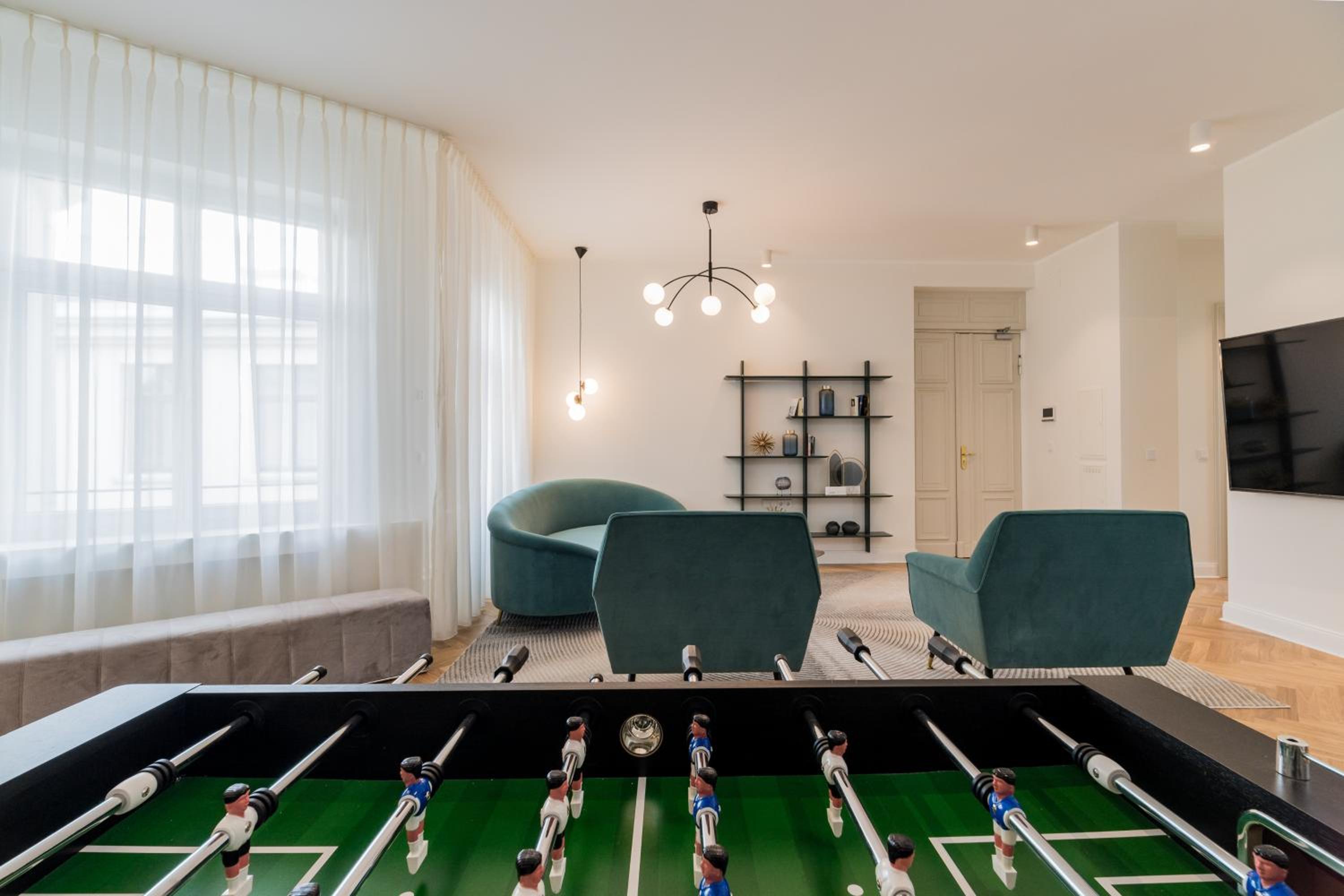 Spacious Apartments In Mitte- Feel The Citycenter