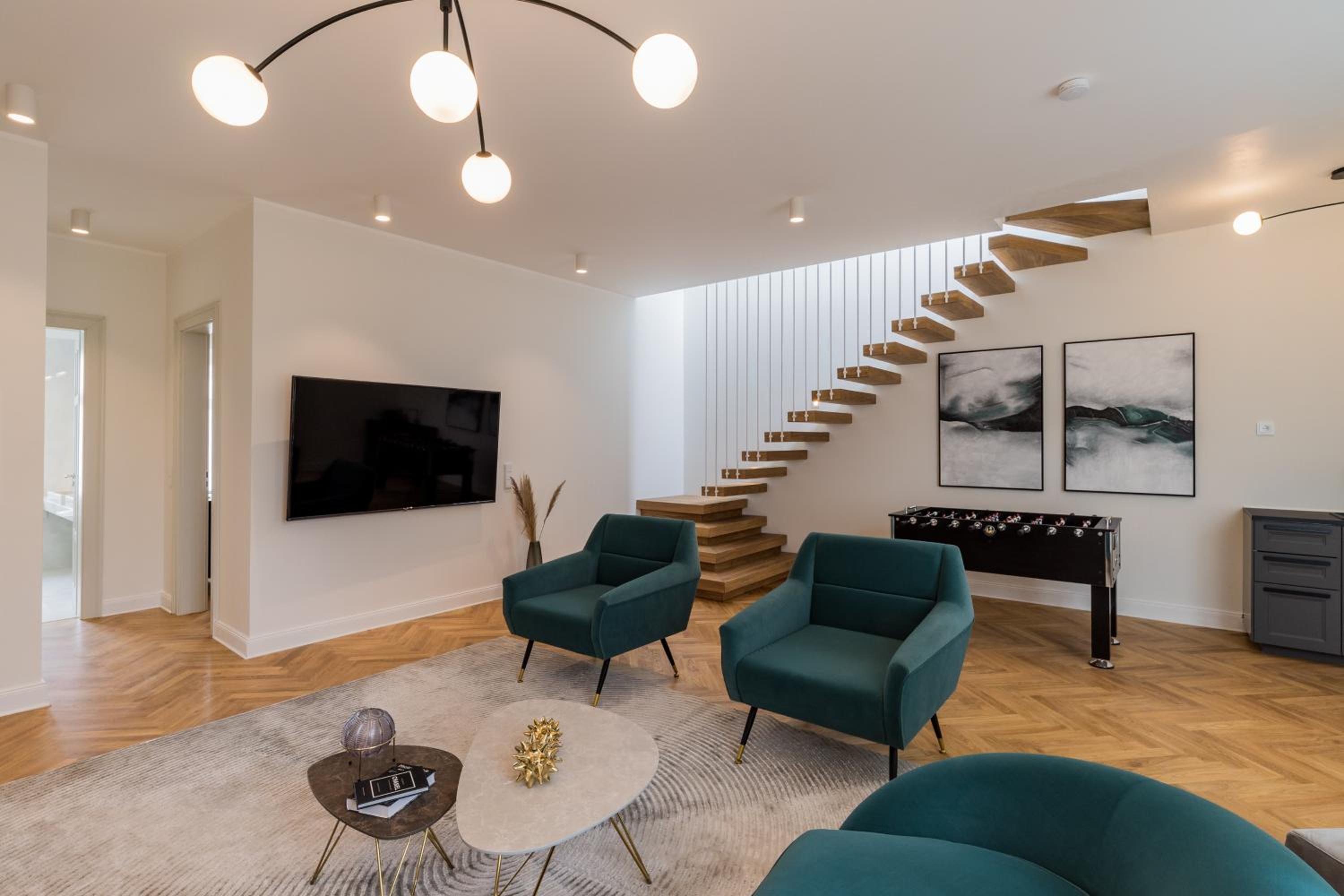 Spacious Apartments In Mitte- Feel The Citycenter