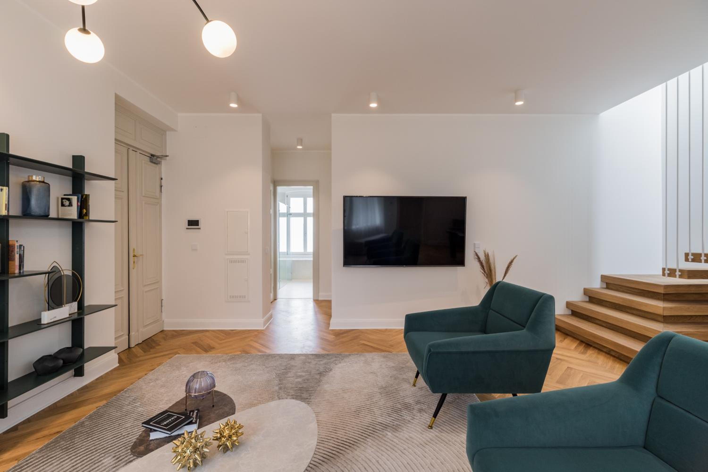 Spacious Apartments In Mitte- Feel The Citycenter