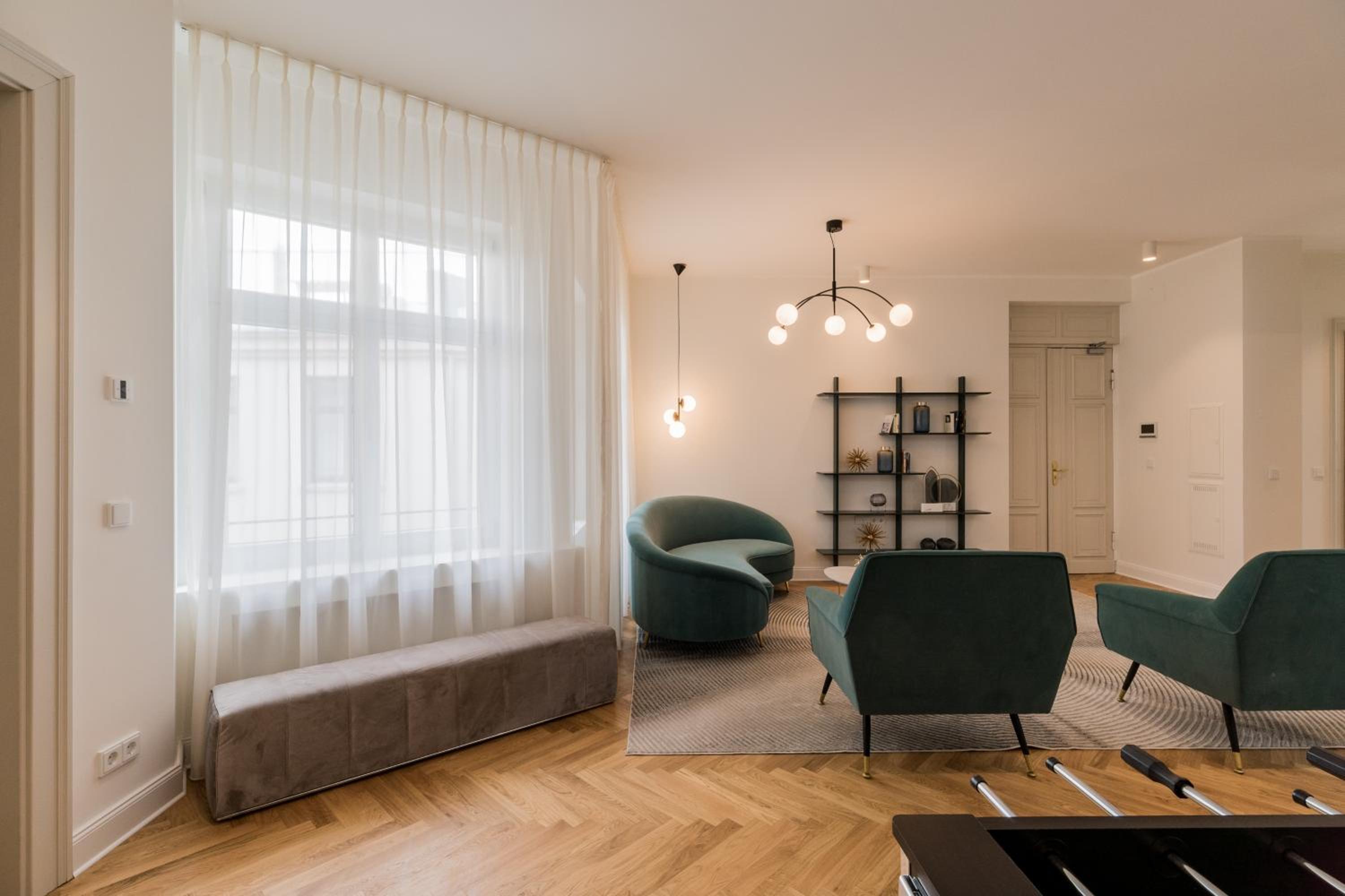 Spacious Apartments In Mitte- Feel The Citycenter