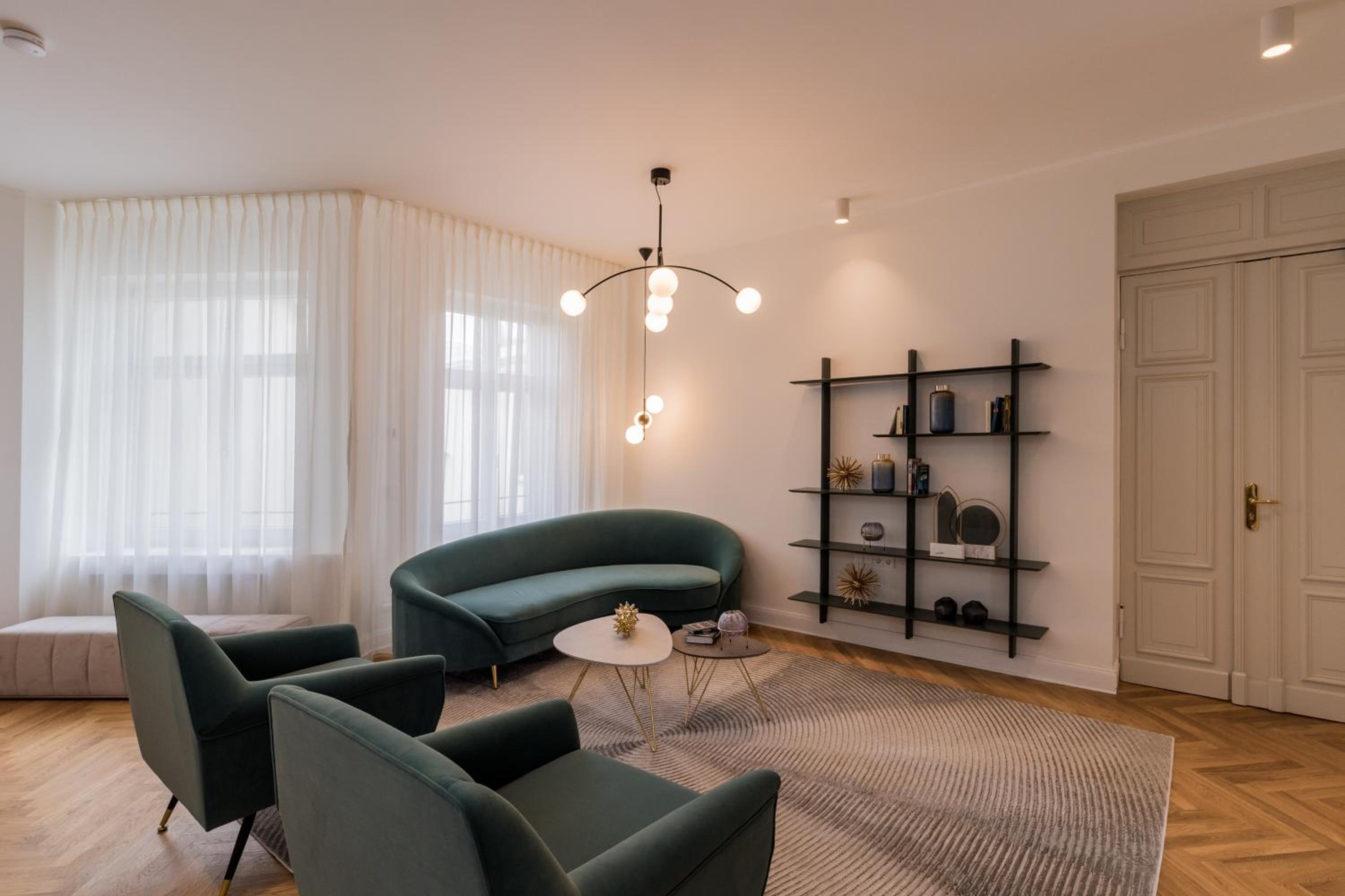 Spacious Apartments In Mitte- Feel The Citycenter