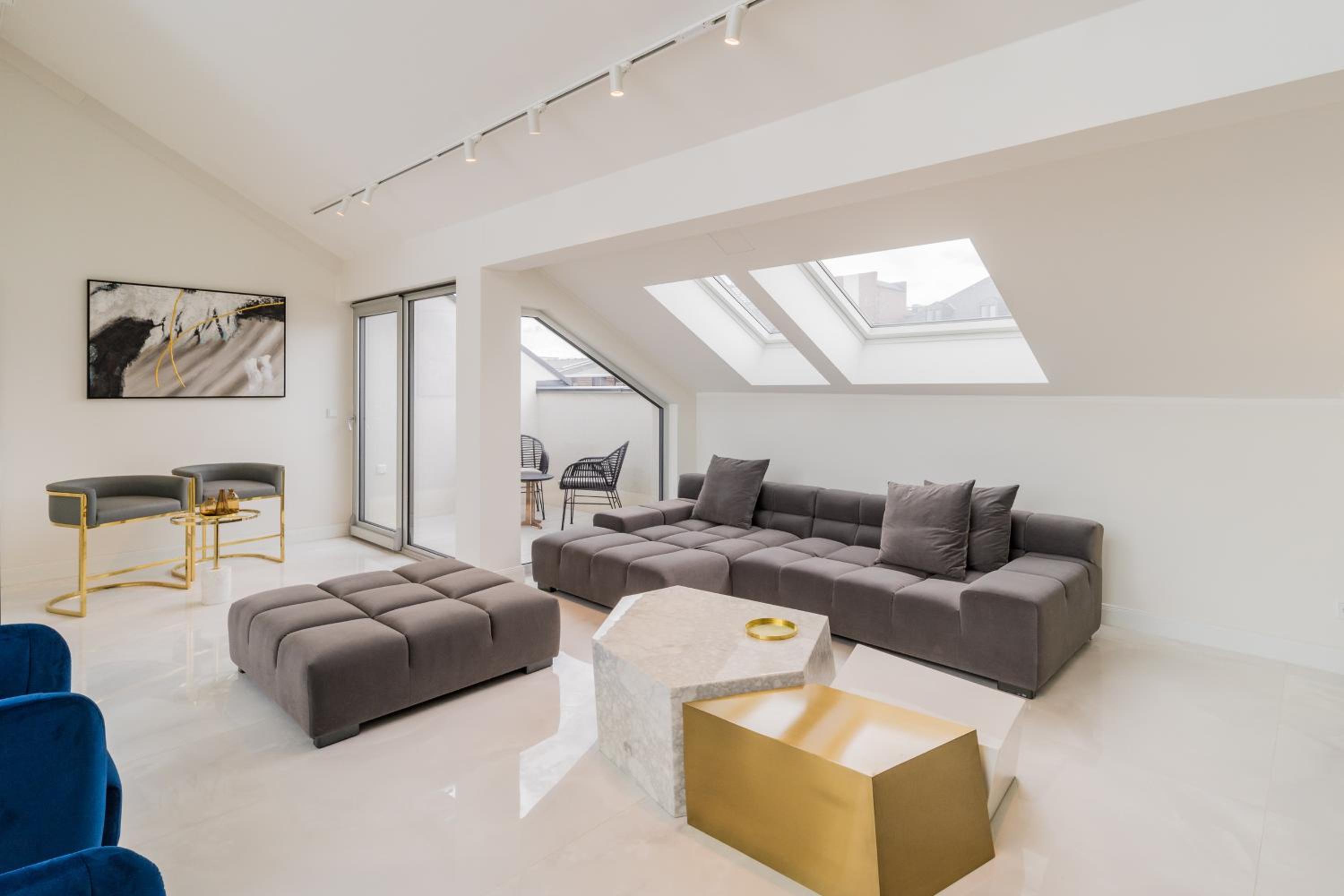 Spacious Apartments In Mitte- Feel The Citycenter