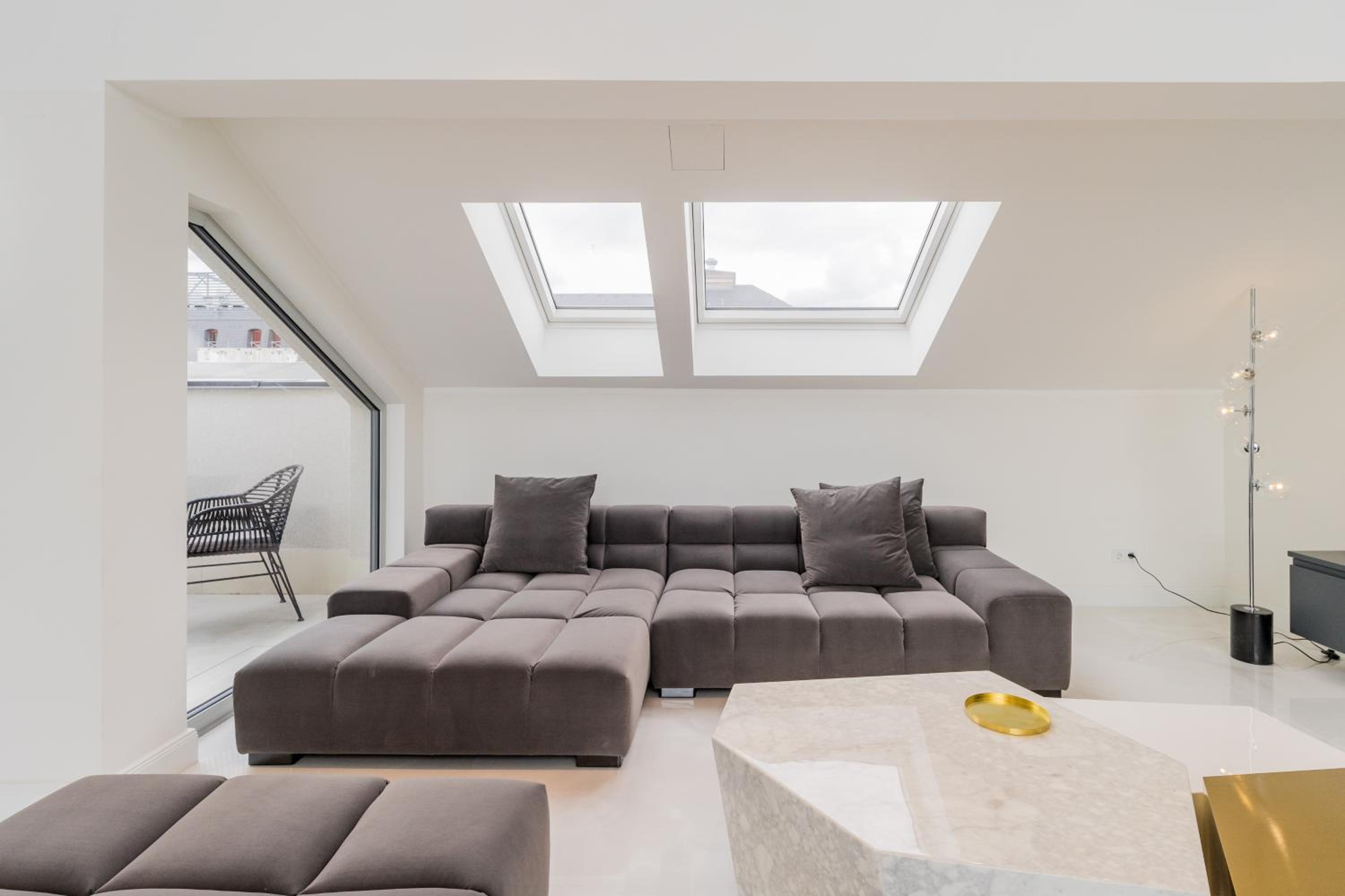 Spacious Apartments In Mitte- Feel The Citycenter