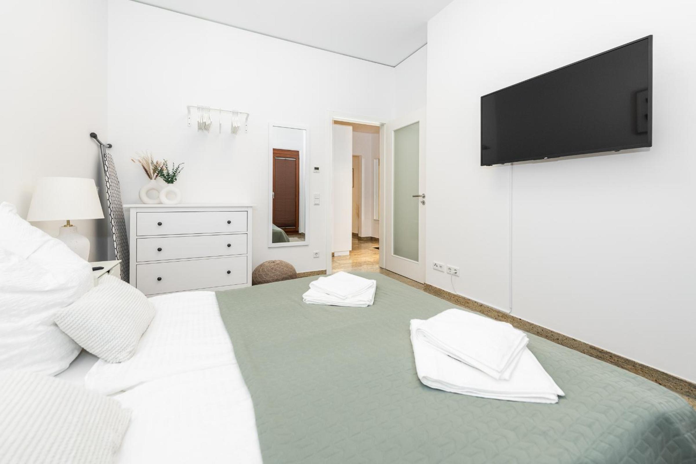 Global Living - Design Apartments I City Center I Balcony I Smart-TV I Kitchen I Dresden