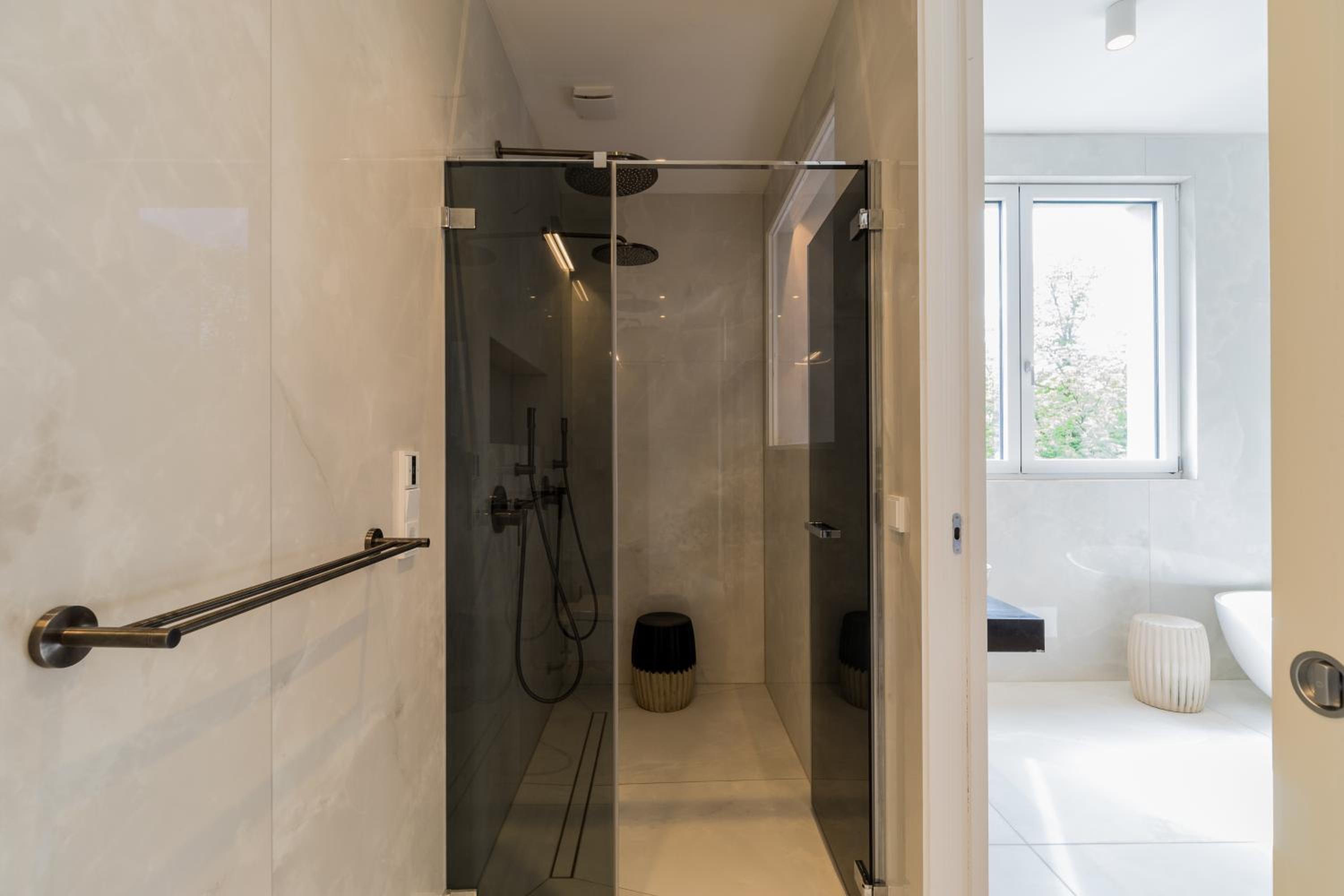 Spacious Apartments In Mitte- Feel The Citycenter