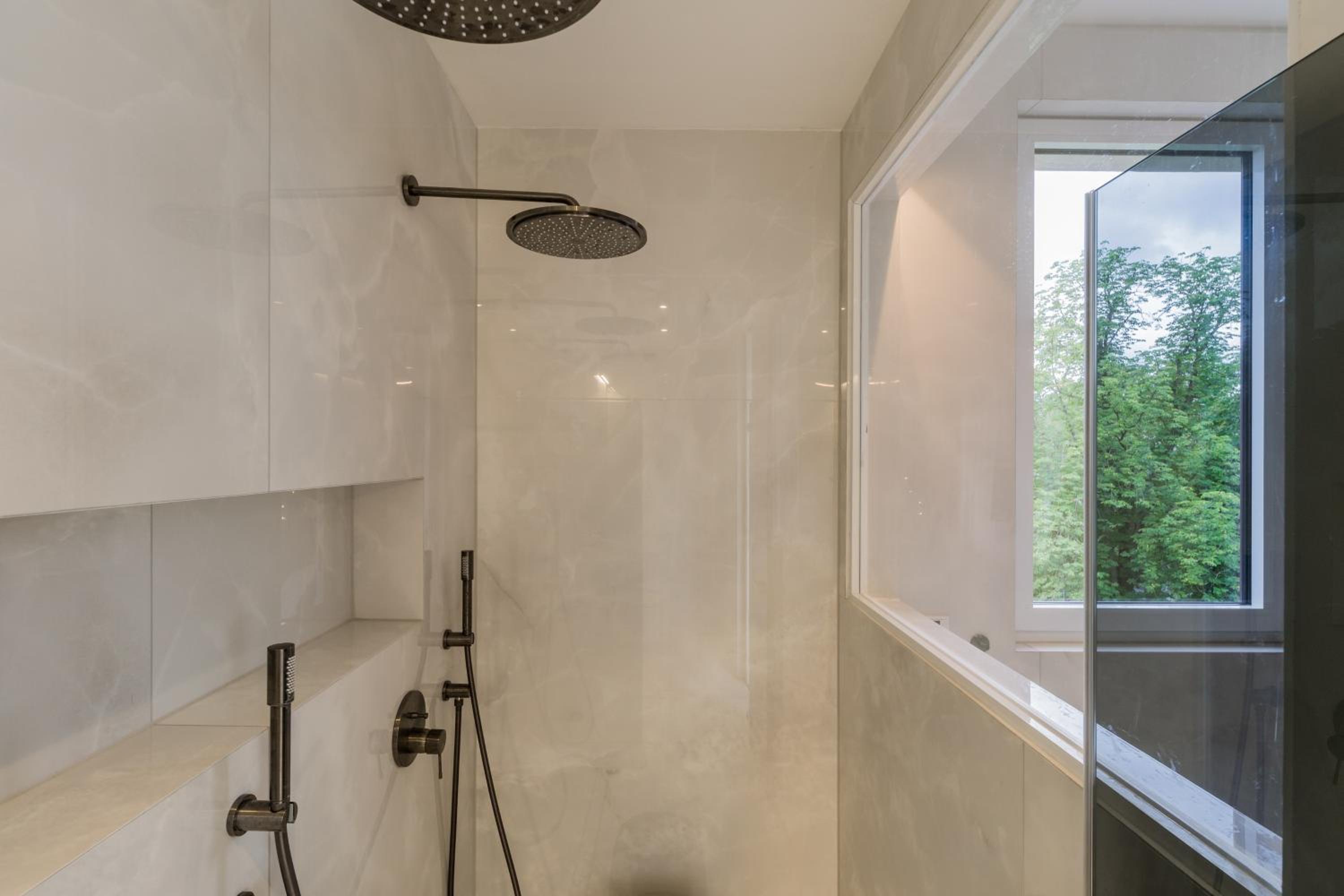Spacious Apartments In Mitte- Feel The Citycenter