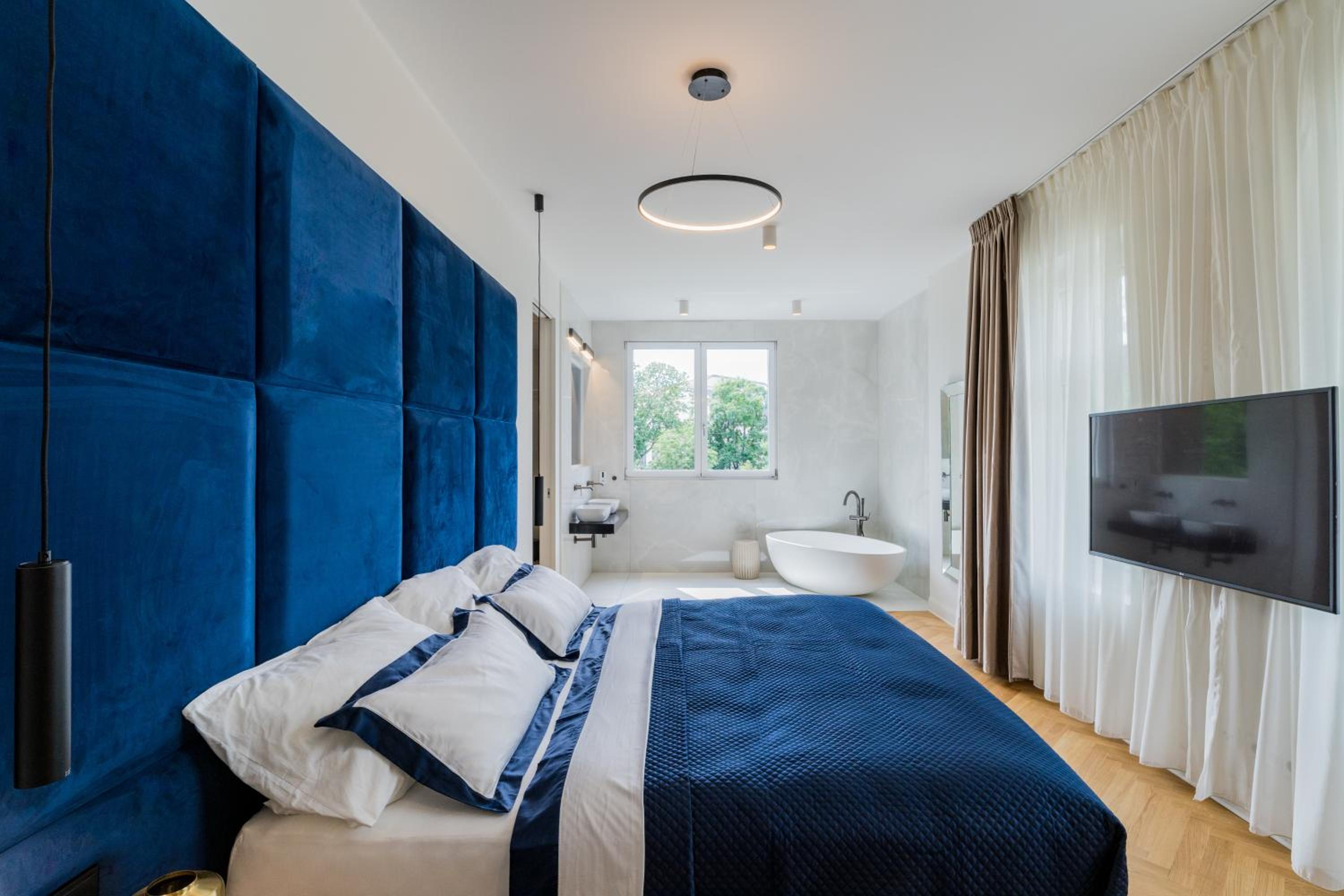 Spacious Apartments In Mitte- Feel The Citycenter