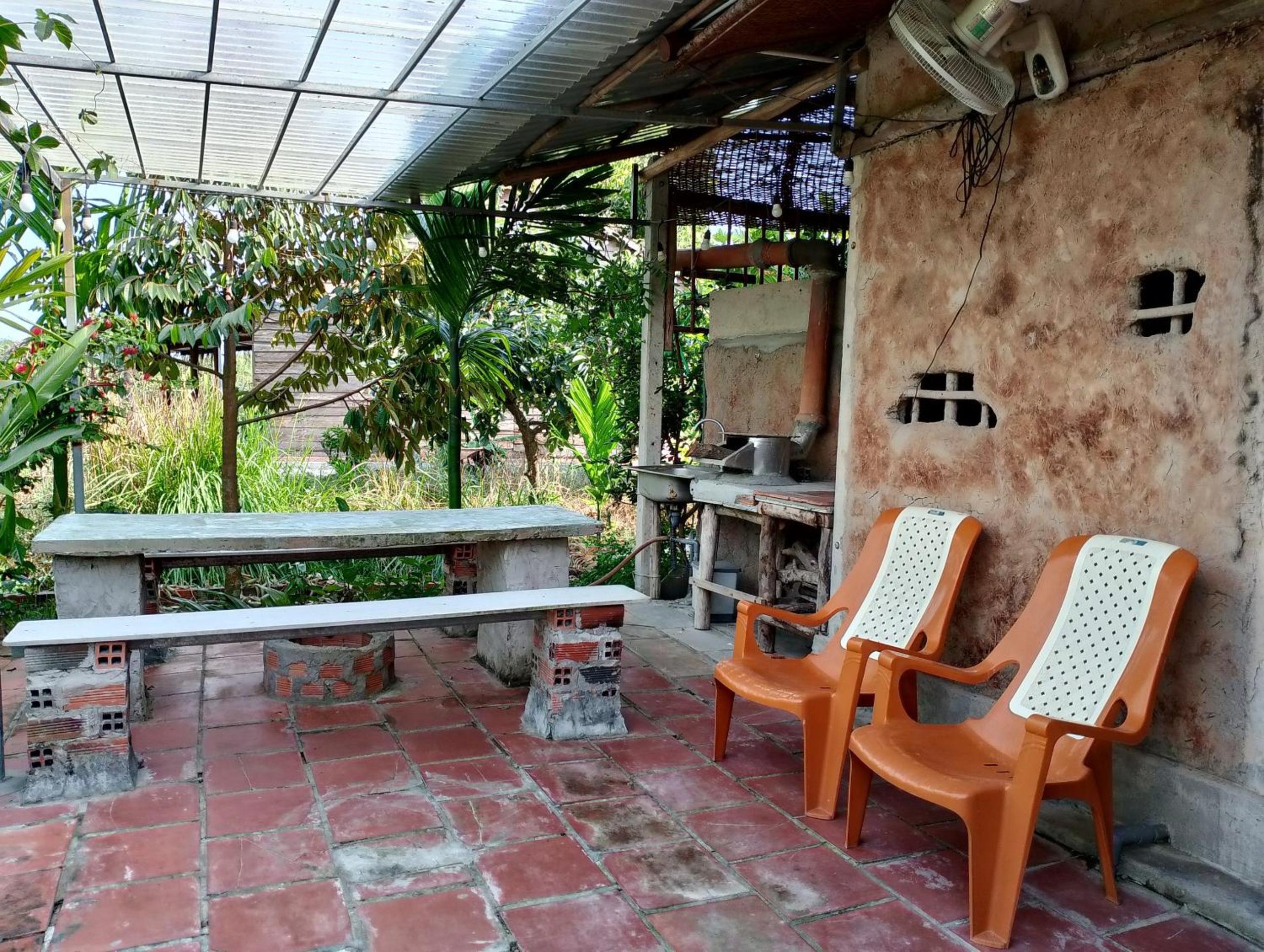 LA'S FARMSTAY