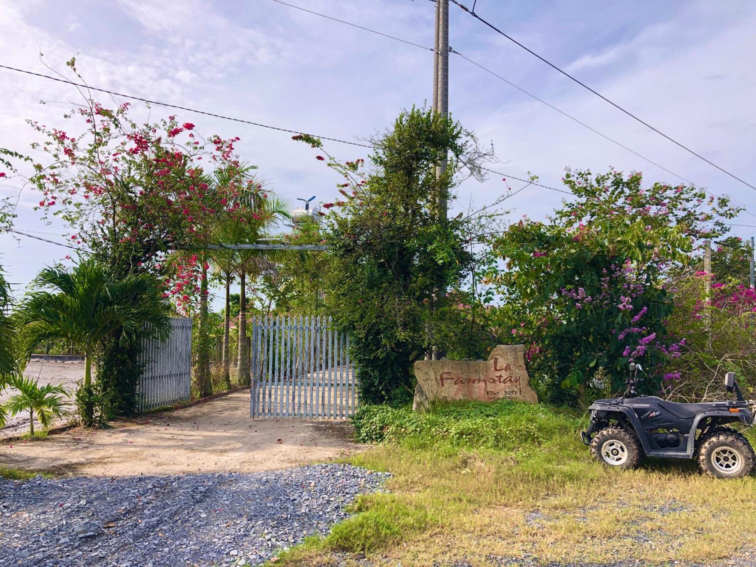 LA'S FARMSTAY