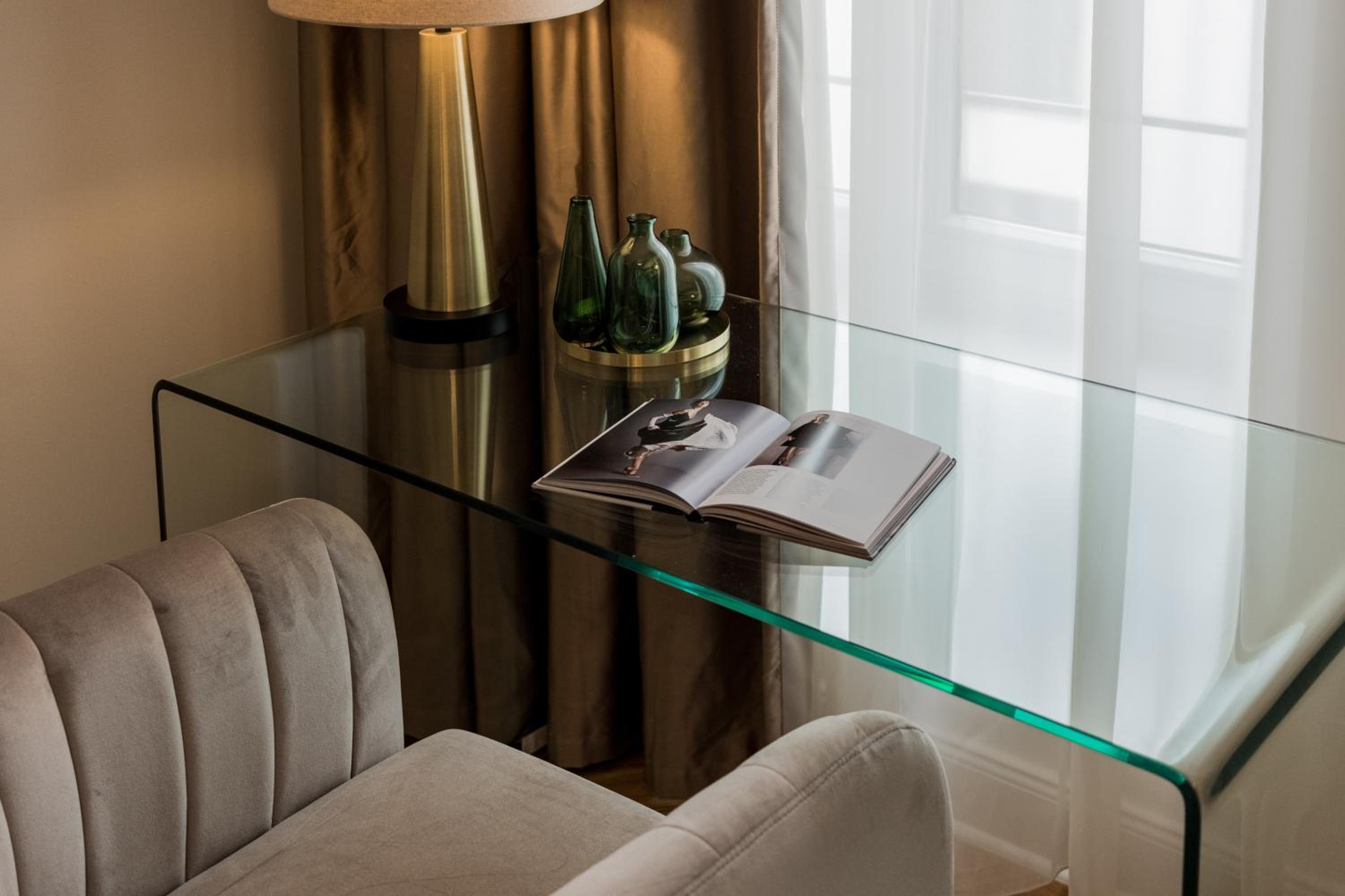 Spacious Apartments In Mitte- Feel The Citycenter