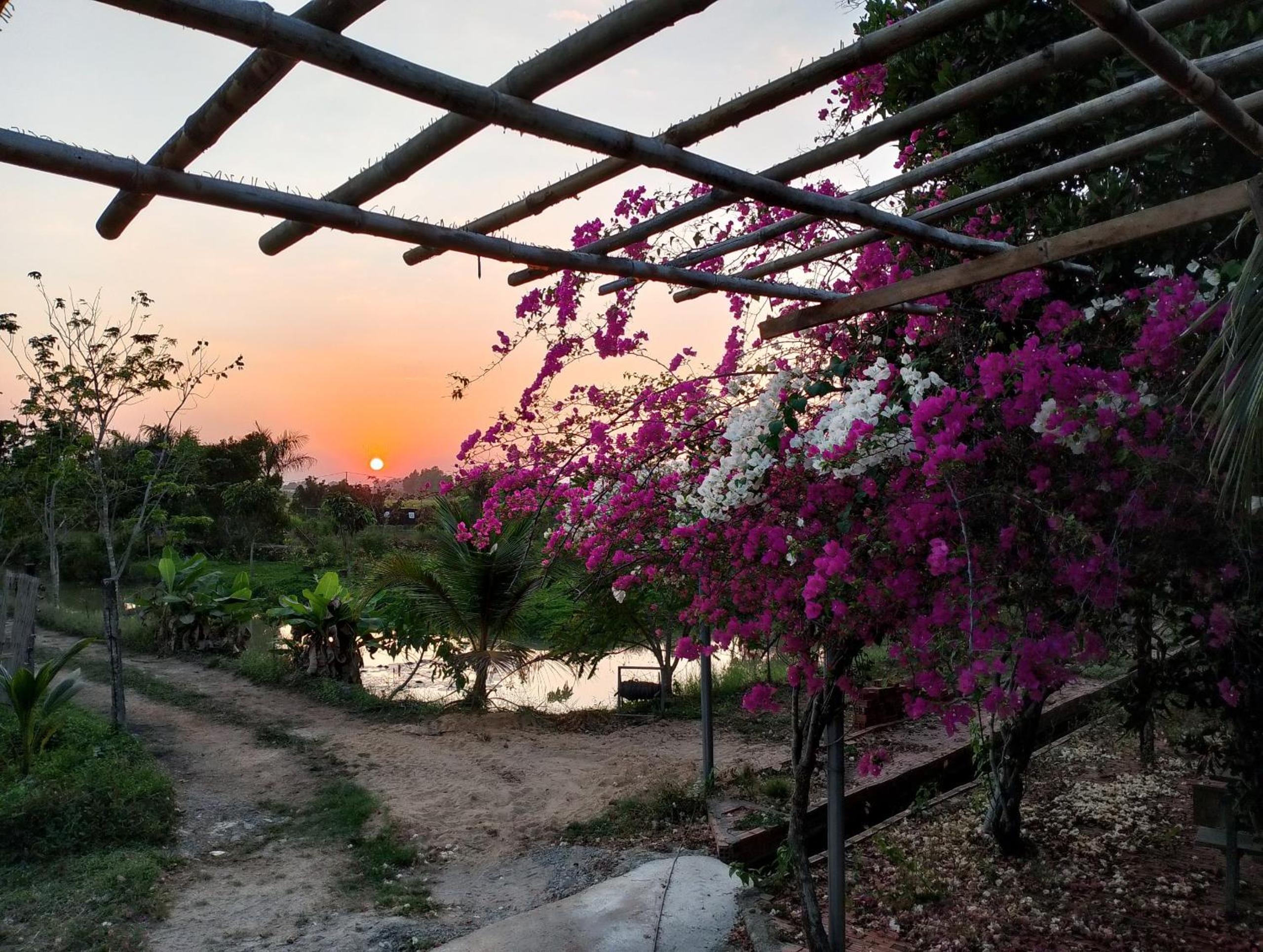 LA'S FARMSTAY