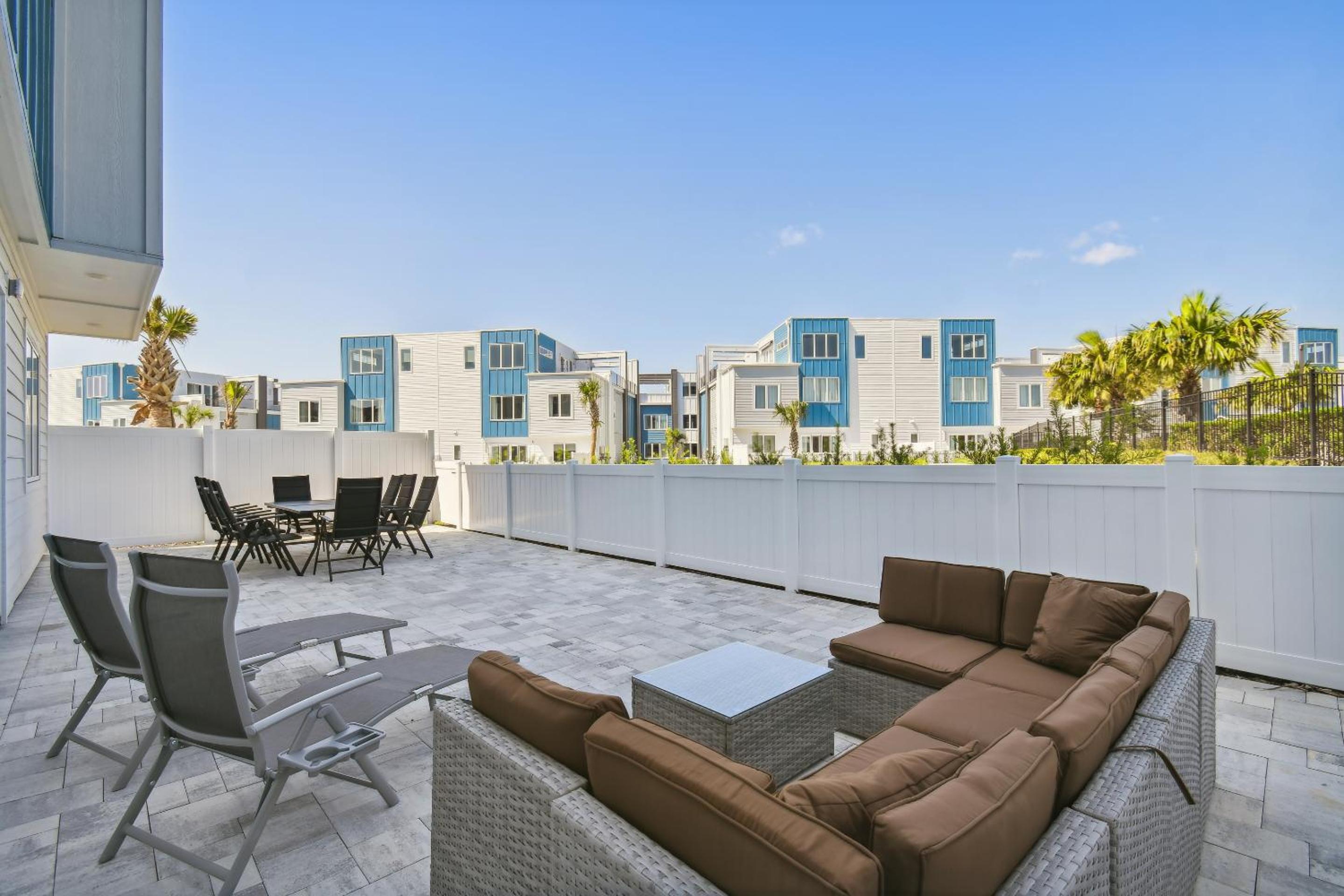 Hotel Stunning New Condo Close to Disney World - Image 1