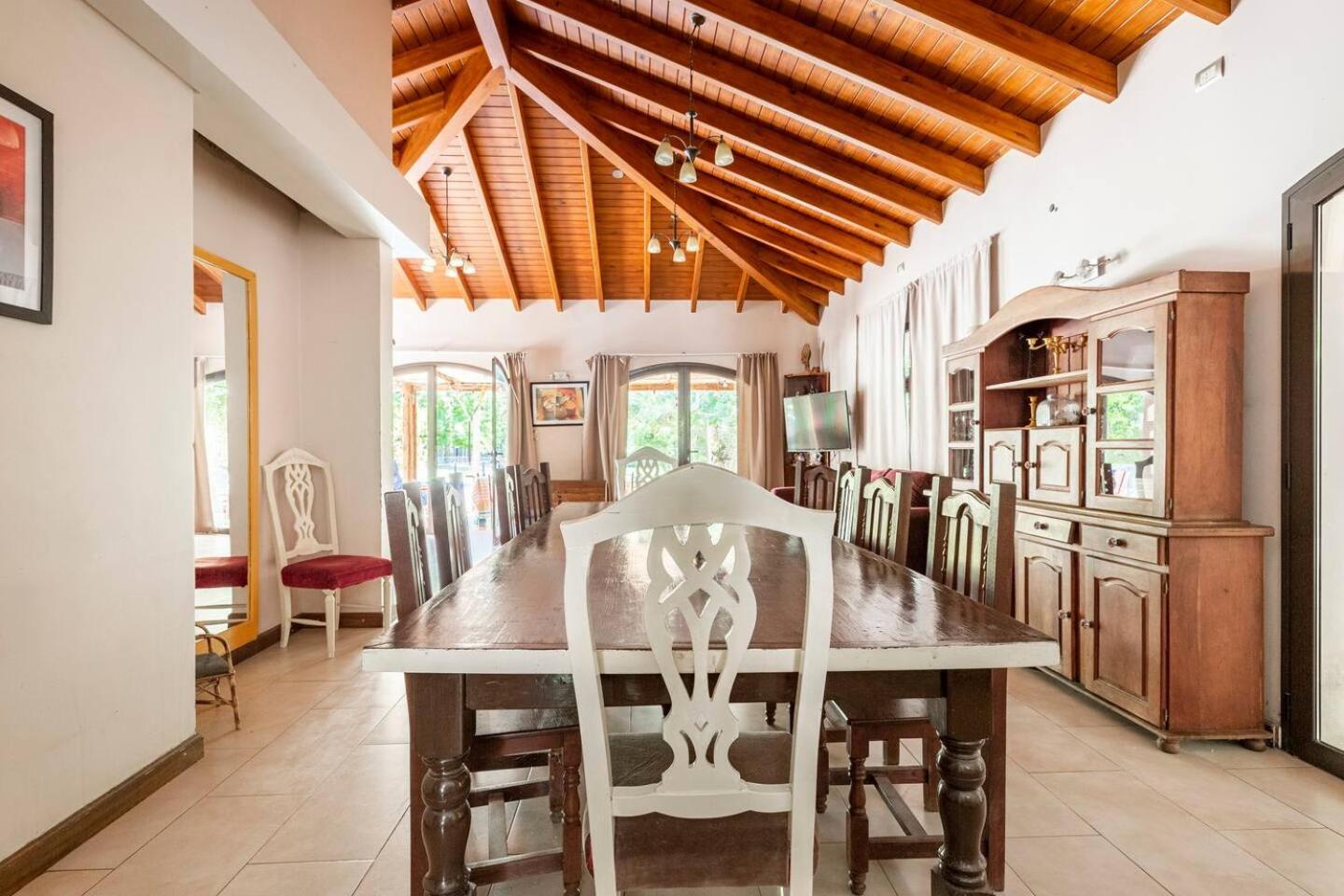 Quinta family house