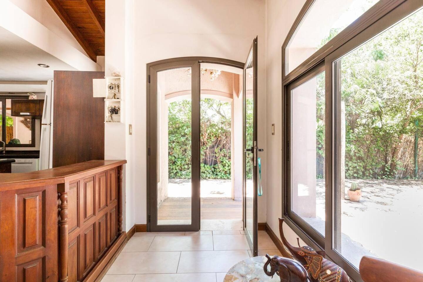 Quinta family house