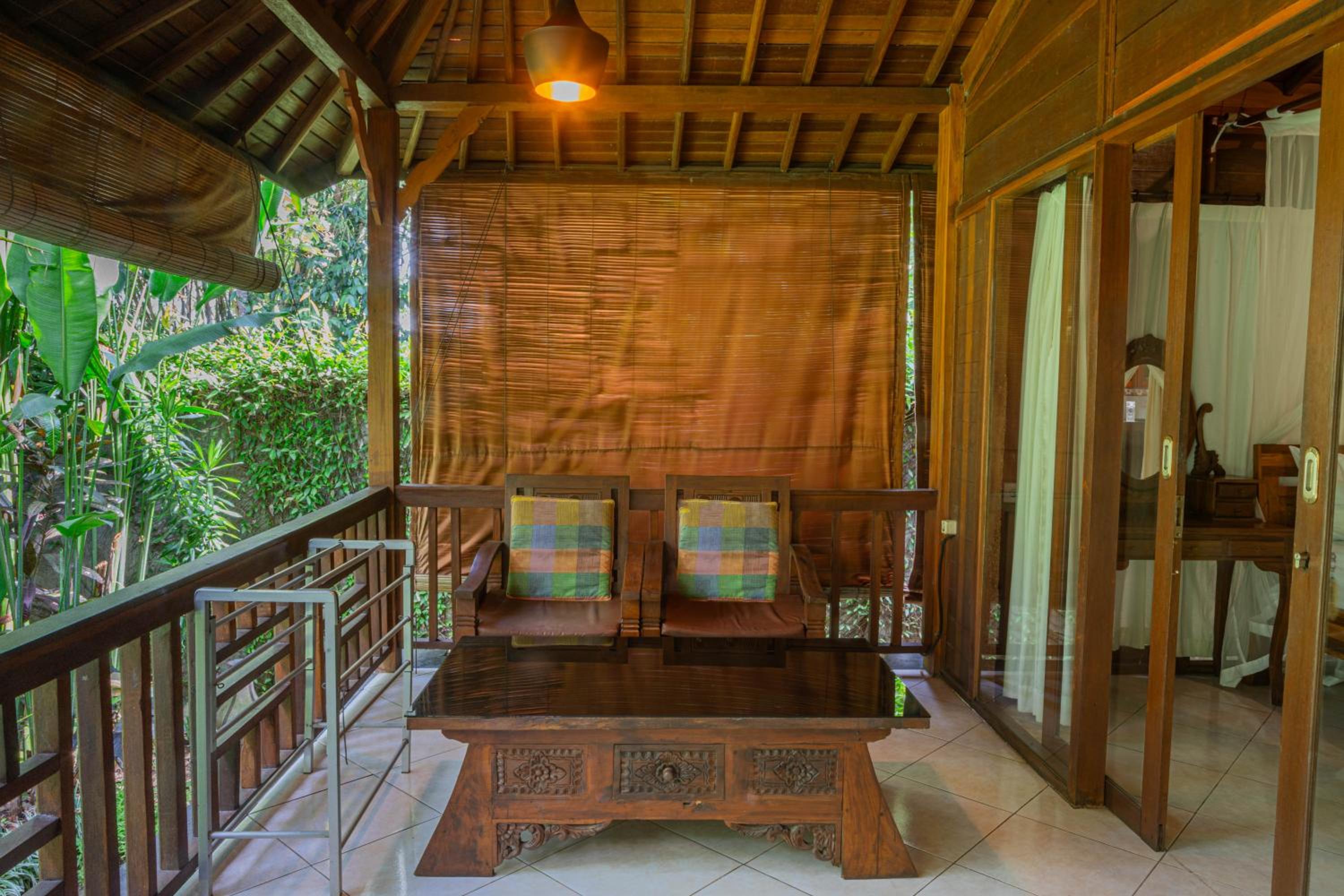Sari Bamboo Villas