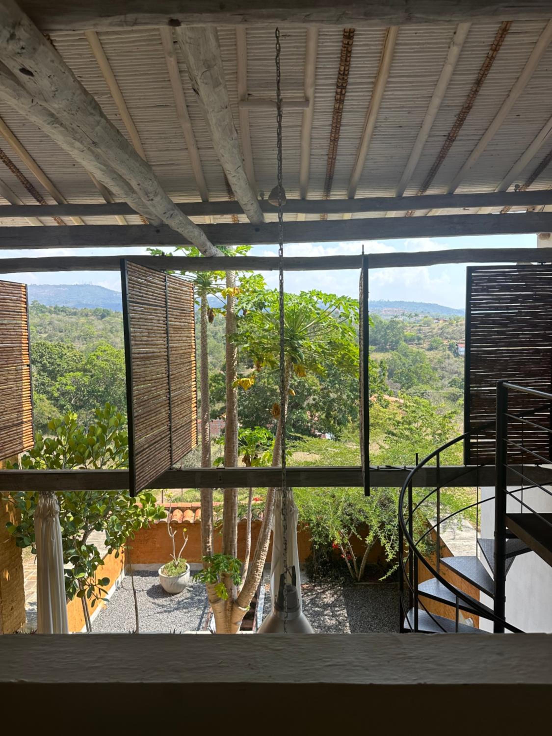 LOFT SAJA. Diseño en tapia pisada contemporáneo