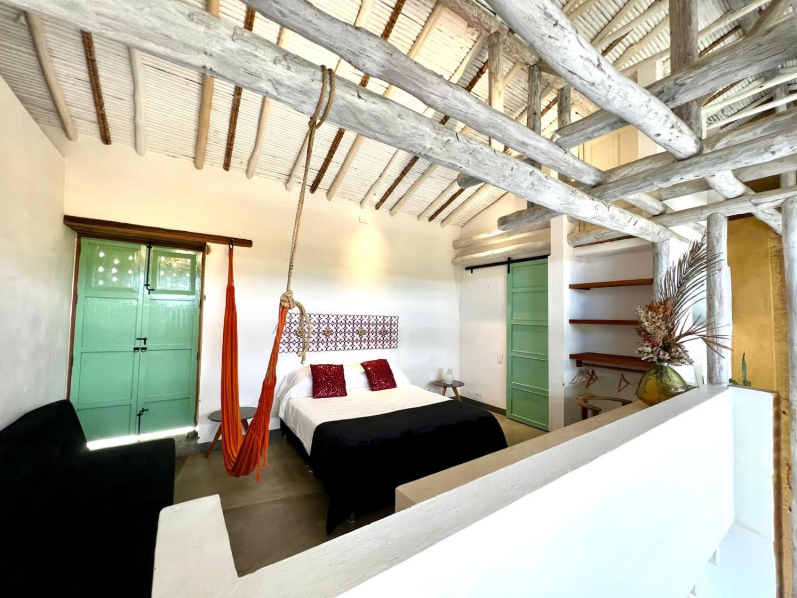 LOFT SAJA. Diseño en tapia pisada contemporáneo