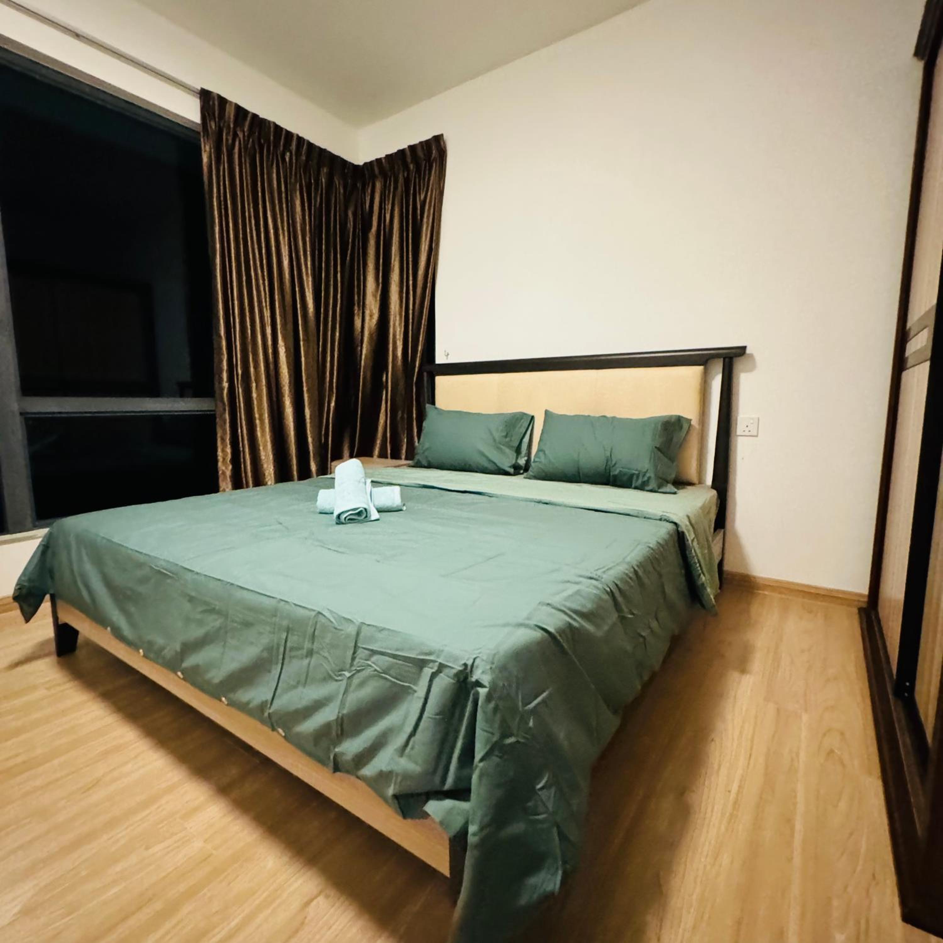 3bedroom forest city homestay