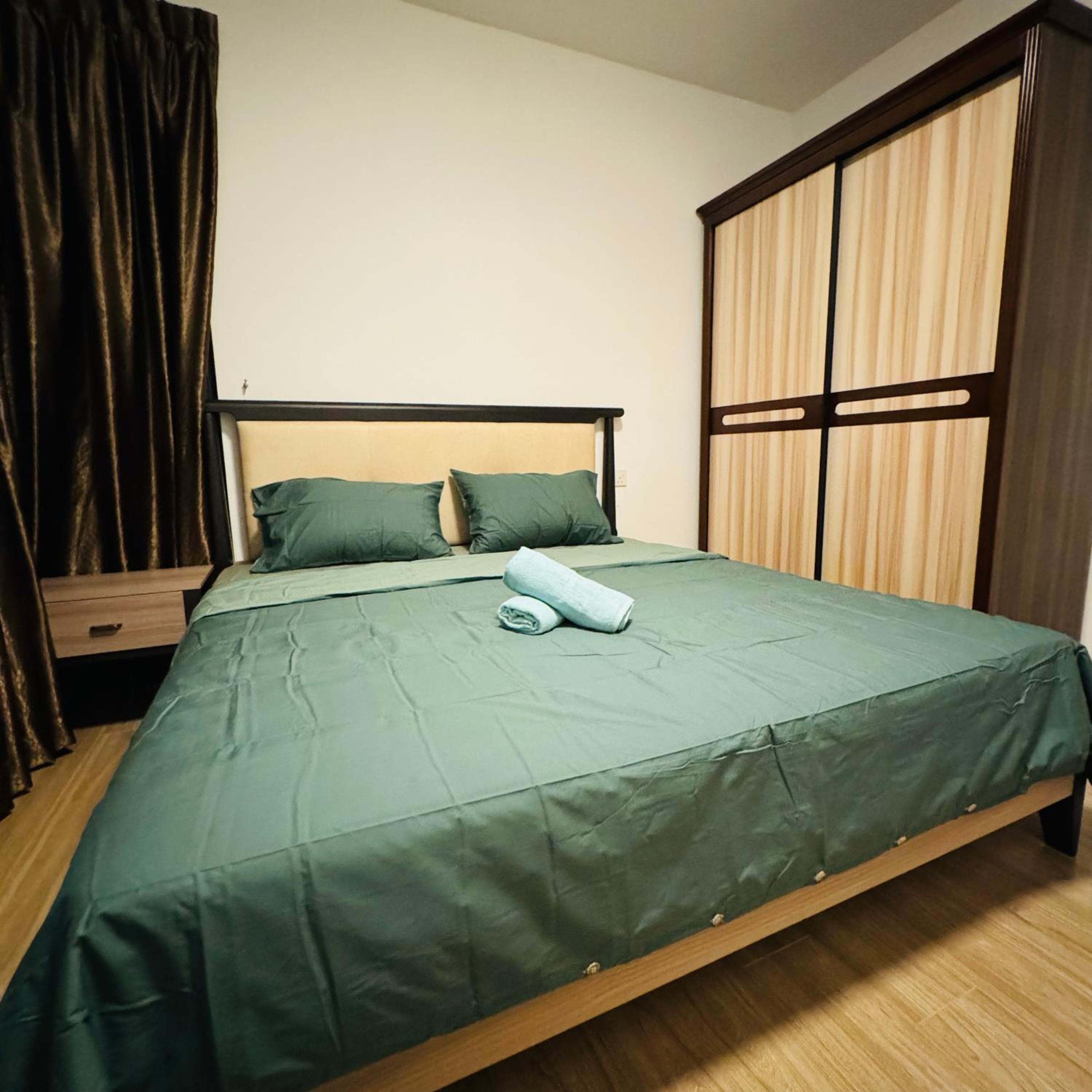 3bedroom forest city homestay