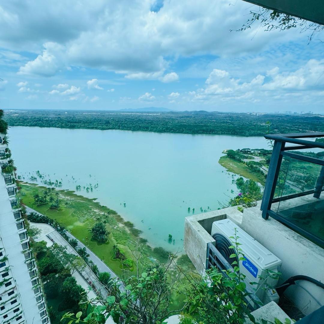 3bedroom forest city homestay