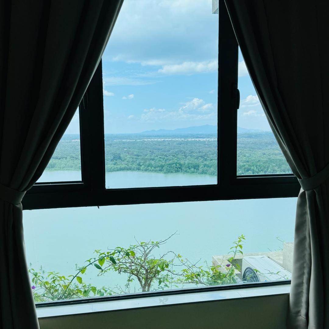 3bedroom forest city homestay