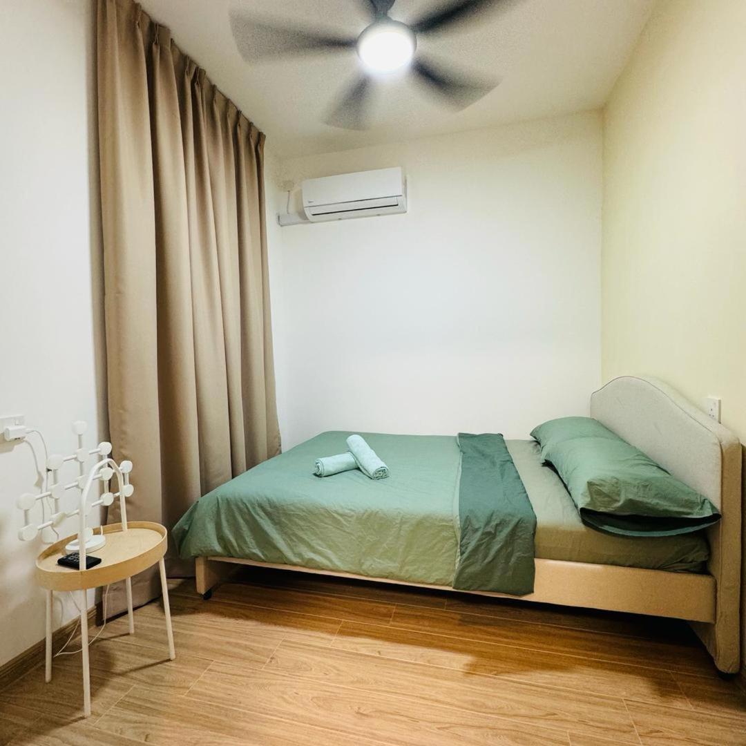 3bedroom forest city homestay