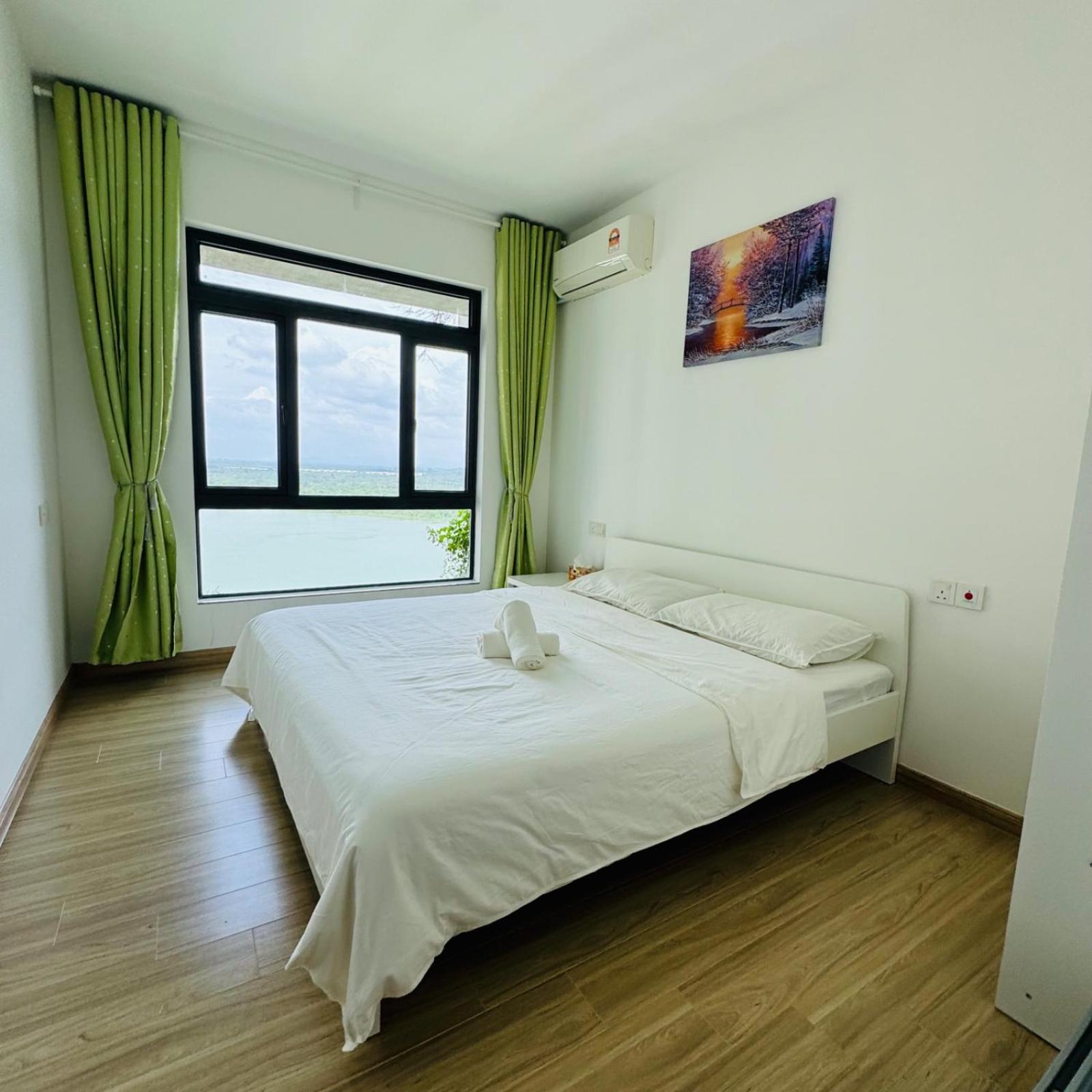 3bedroom forest city homestay