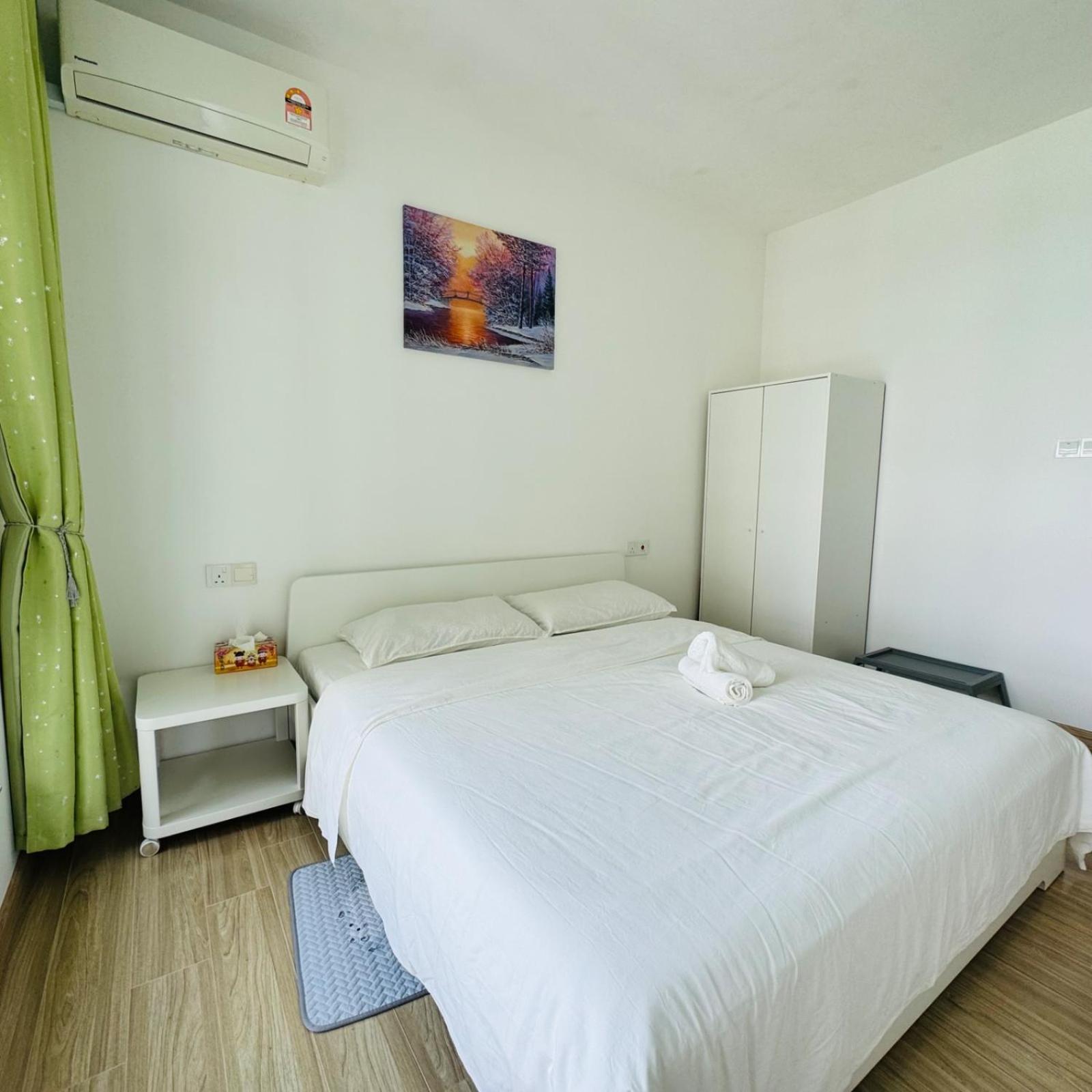 3bedroom forest city homestay