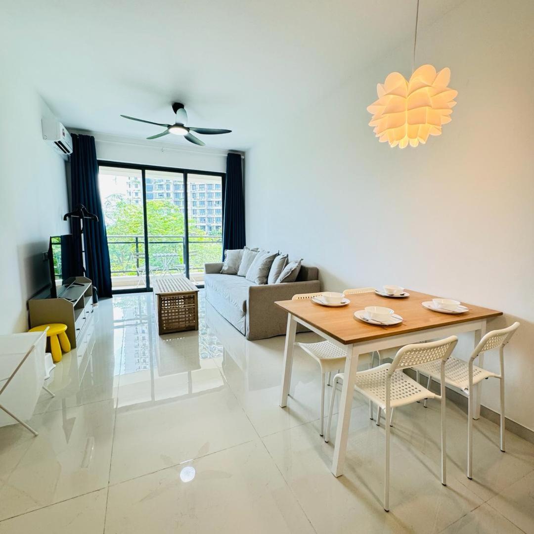 3bedroom forest city homestay